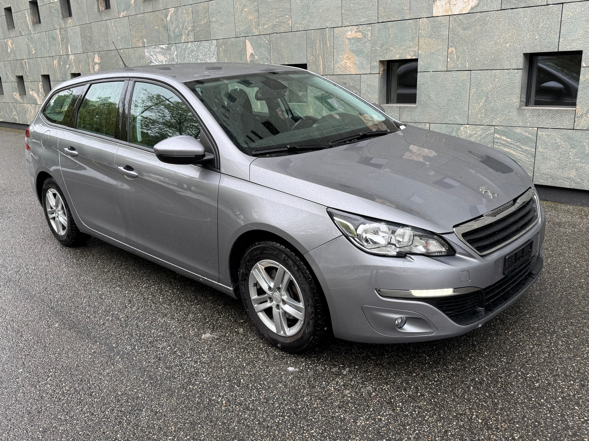 PEUGEOT 308 SW 1.2 THP Allure