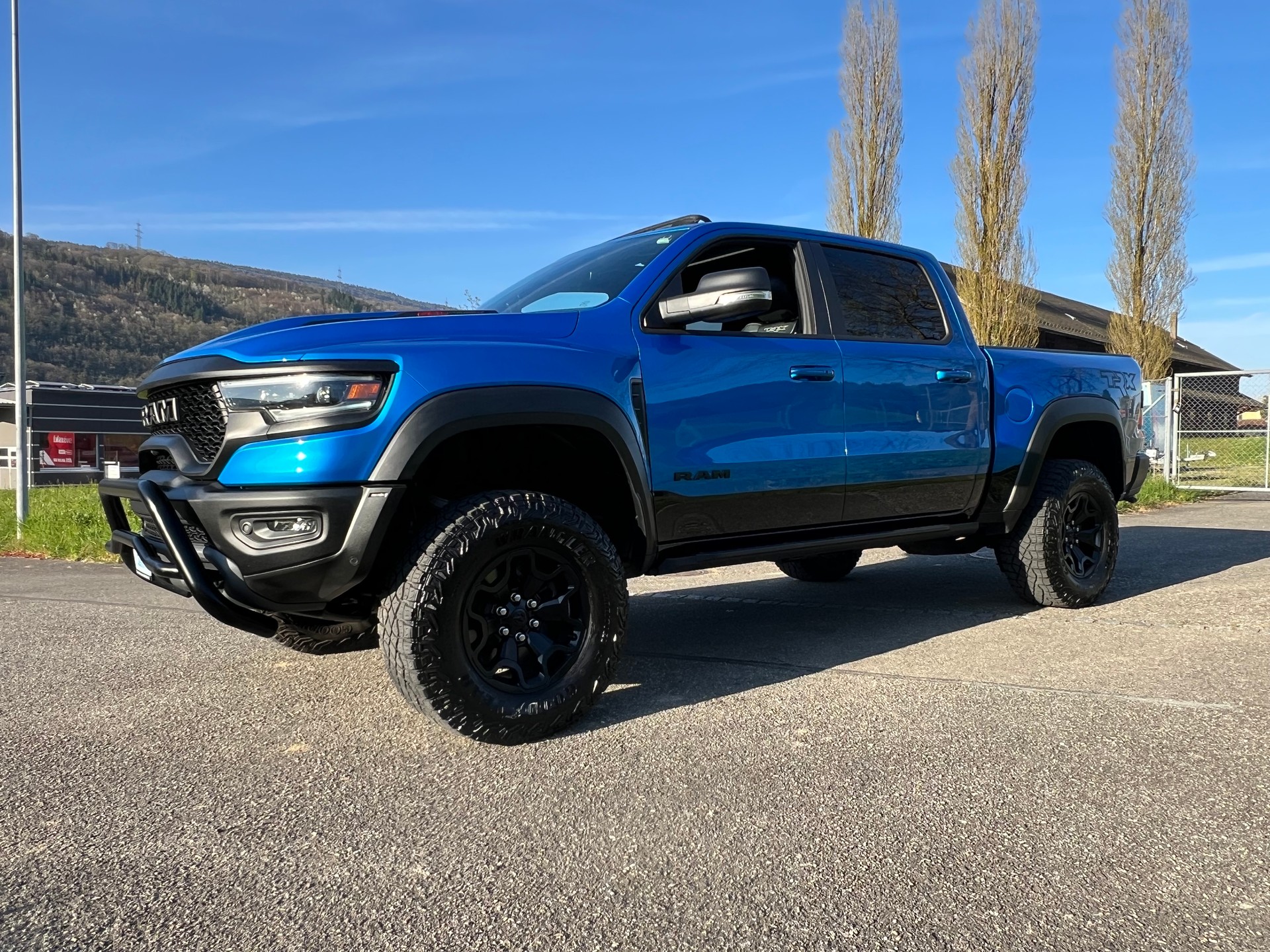 DODGE "TRX" DER POWER PICK UP !! 711 PS !! ABSOLUT NEUWERTIG !! MIT VOLLAUSSTATTUNG. MIT AHK 3`500 KG !! 24 MONATE GARANTIE !!-image-12