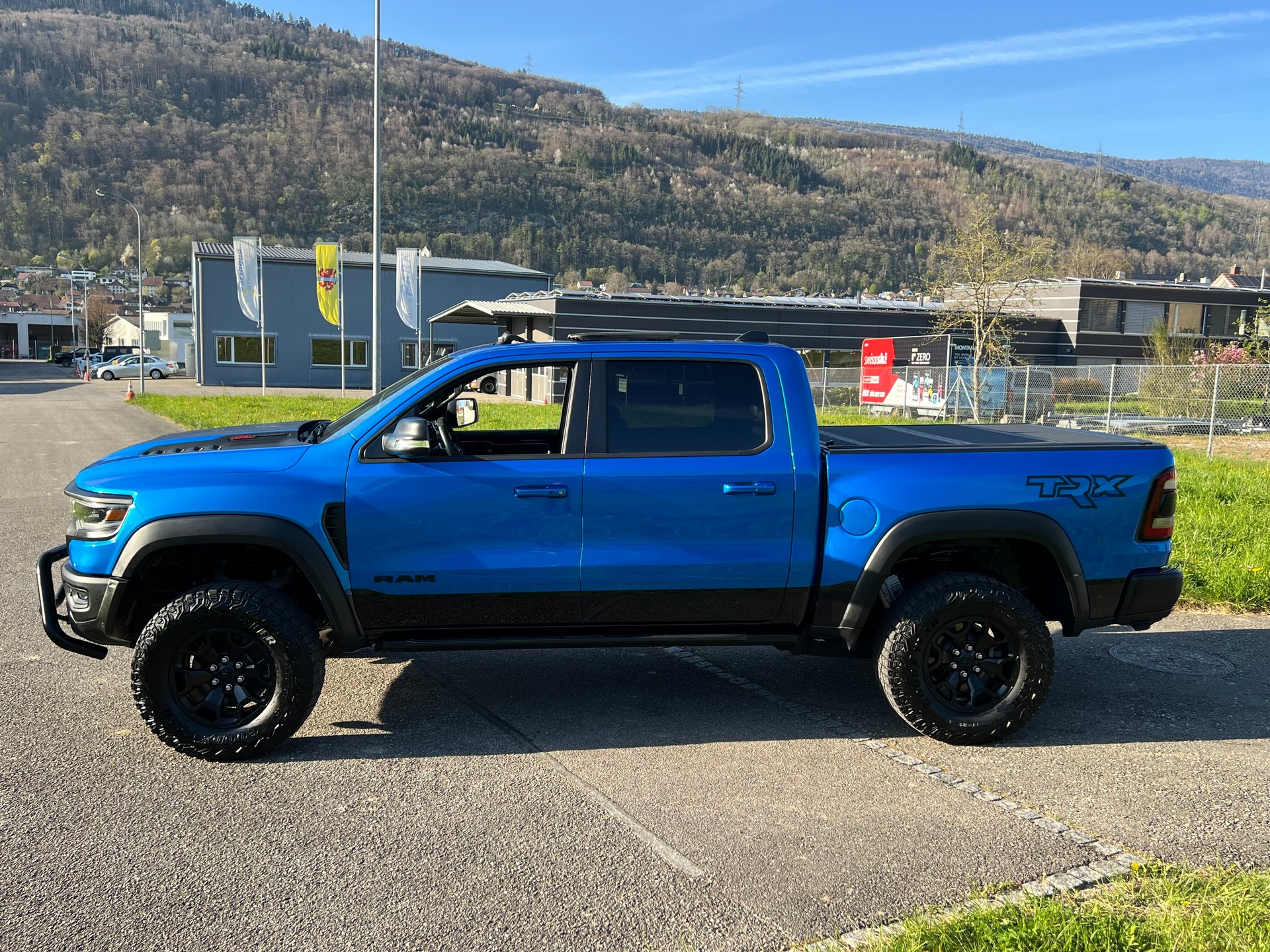 DODGE "TRX" DER POWER PICK UP !! 711 PS !! ABSOLUT NEUWERTIG !! MIT VOLLAUSSTATTUNG. MIT AHK 3`500 KG !! 24 MONATE GARANTIE !!-image-15