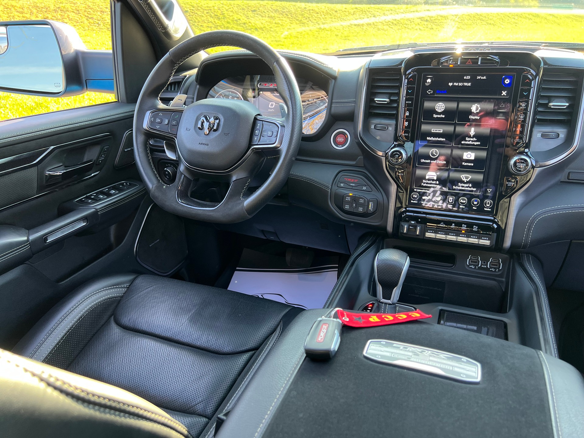 DODGE "TRX" DER POWER PICK UP !! 711 PS !! ABSOLUT NEUWERTIG !! MIT VOLLAUSSTATTUNG. MIT AHK 3`500 KG !! 24 MONATE GARANTIE !!-image-19