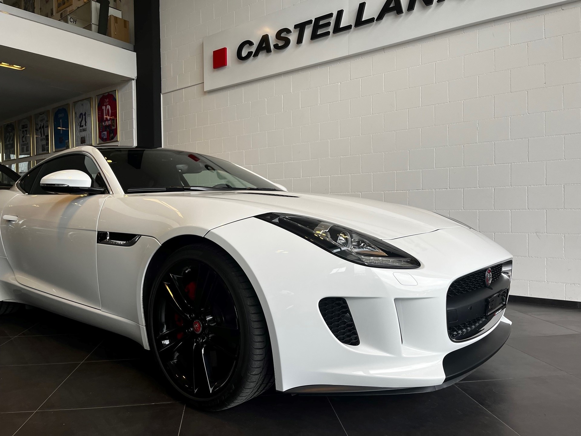 JAGUAR F-Type Coupé 3.0 V6 S/C-showroom-element-1