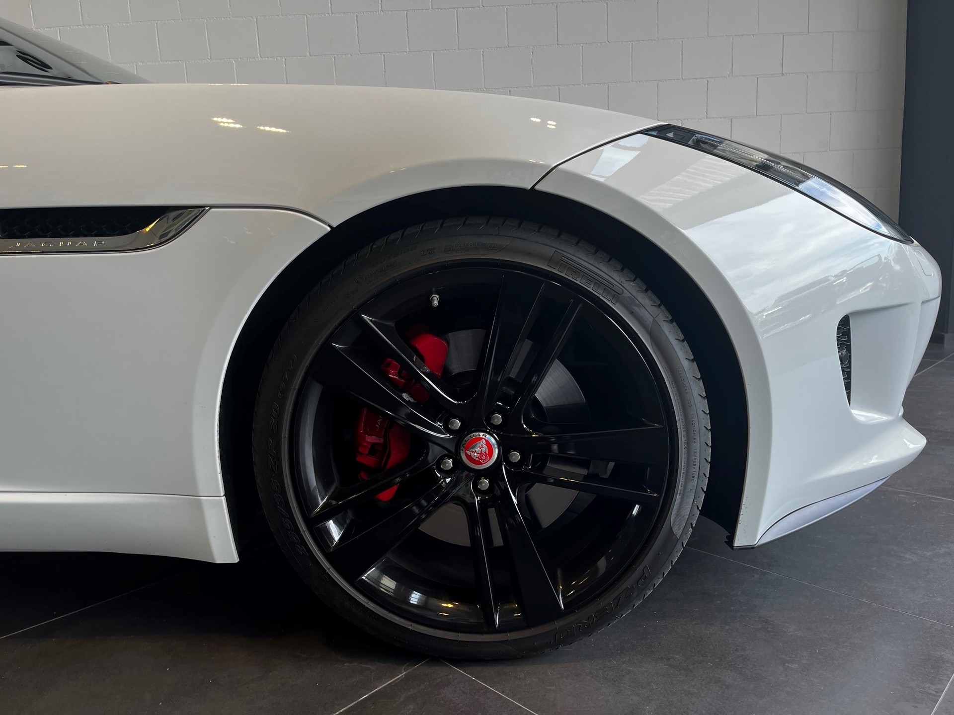 JAGUAR F-Type Coupé 3.0 V6 S/C-showroom-element-2