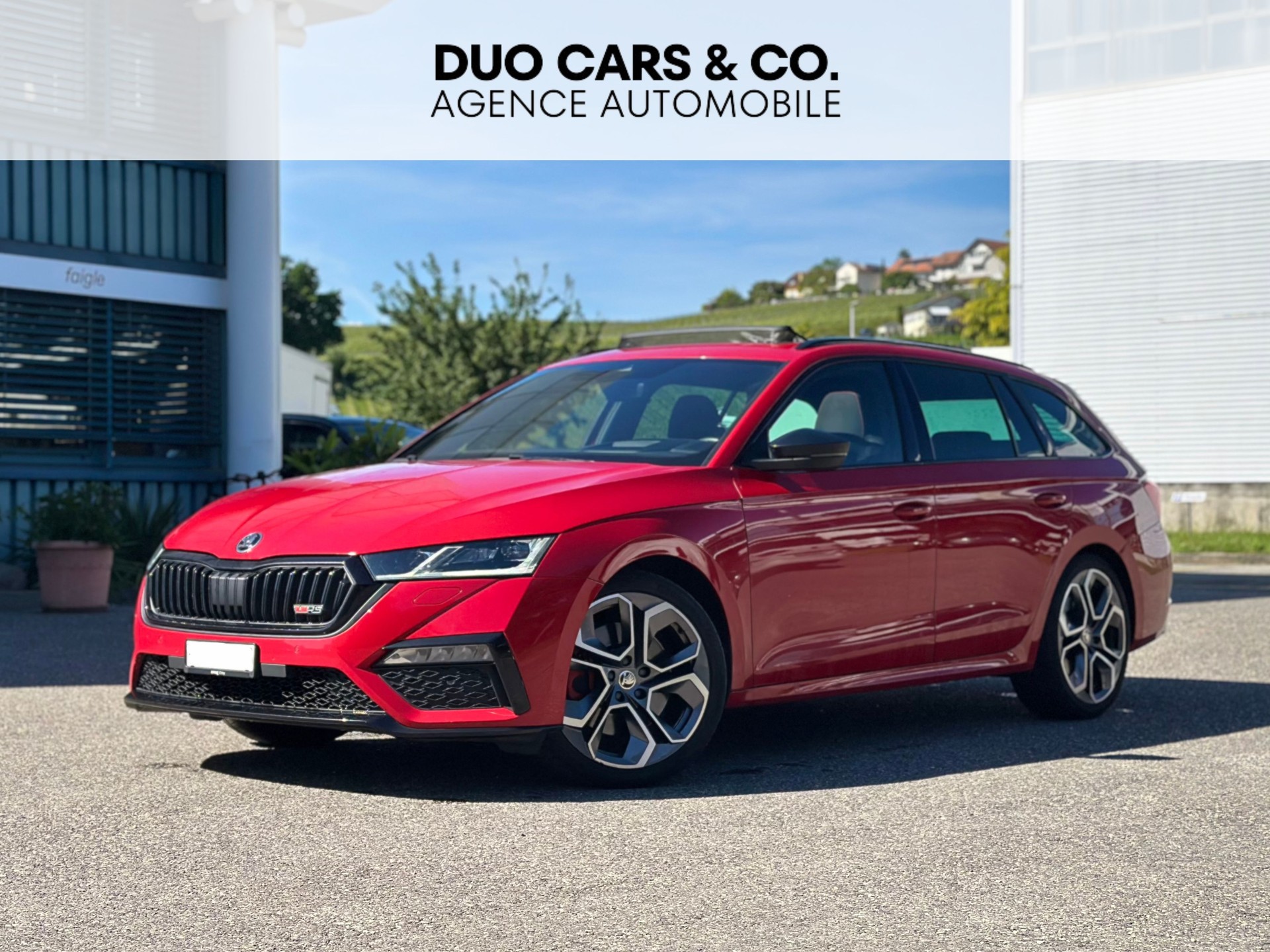 SKODA Octavia Combi 2.0 TSI DSG RS