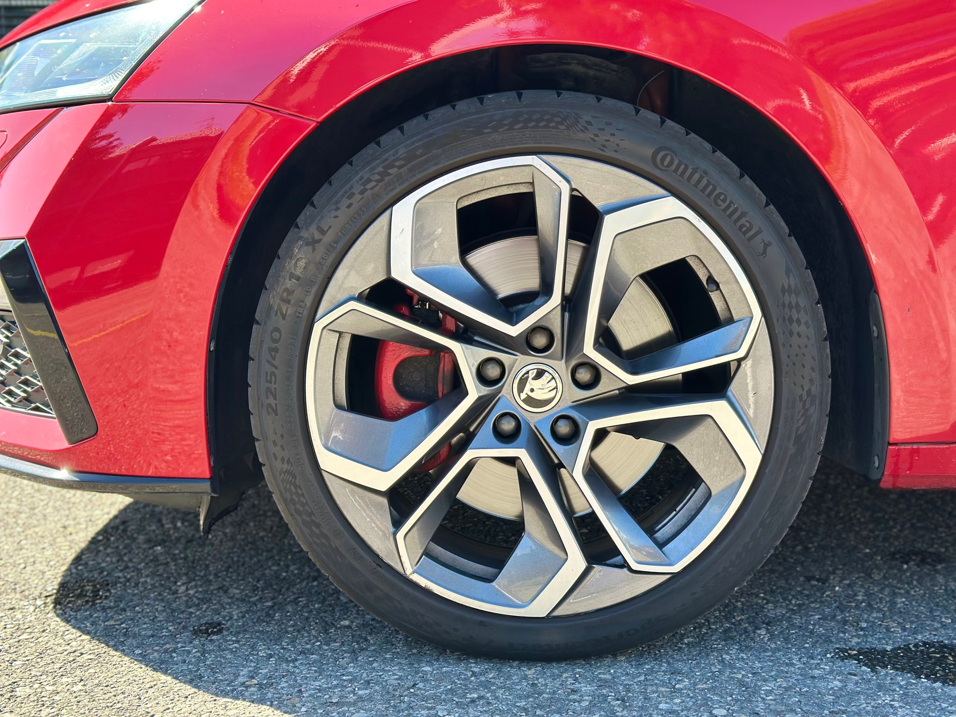 SKODA Octavia Combi 2.0 TSI DSG RS-image-3