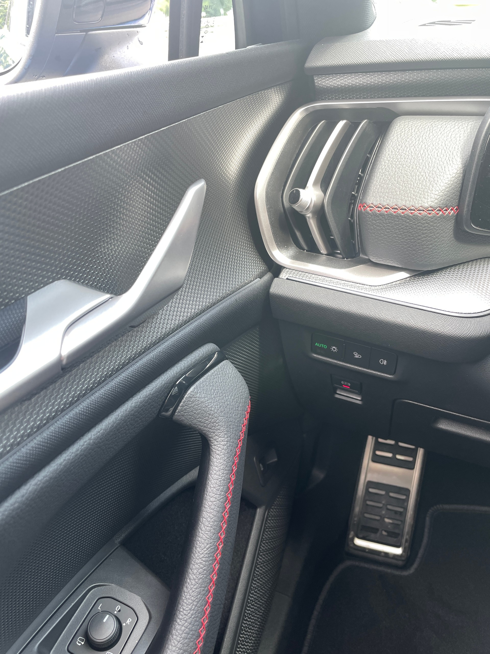 SKODA Kodiaq 2.0 TSI RS 4x4, 7-Sitzer-image-22