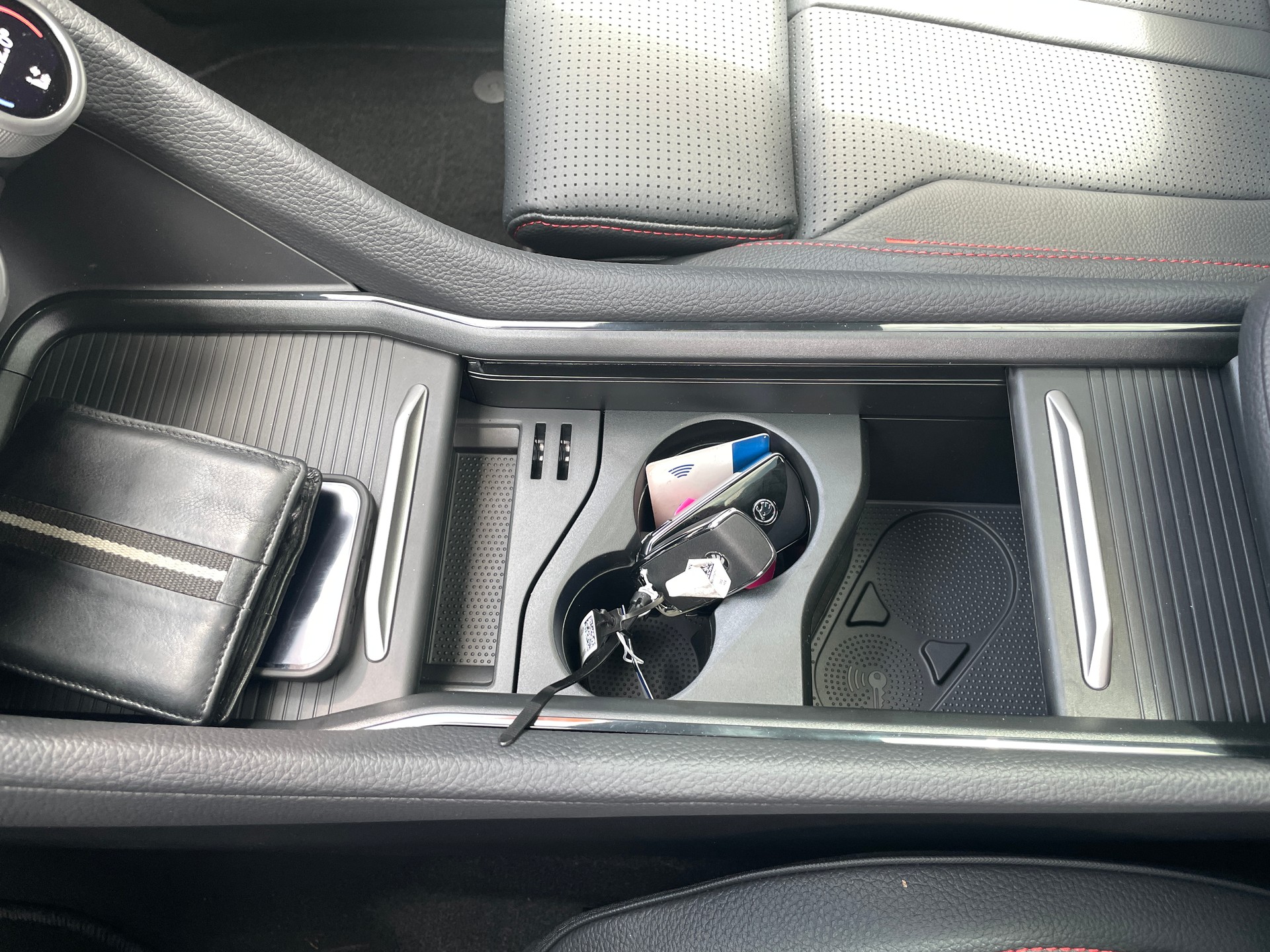SKODA Kodiaq 2.0 TSI RS 4x4, 7-Sitzer-image-26