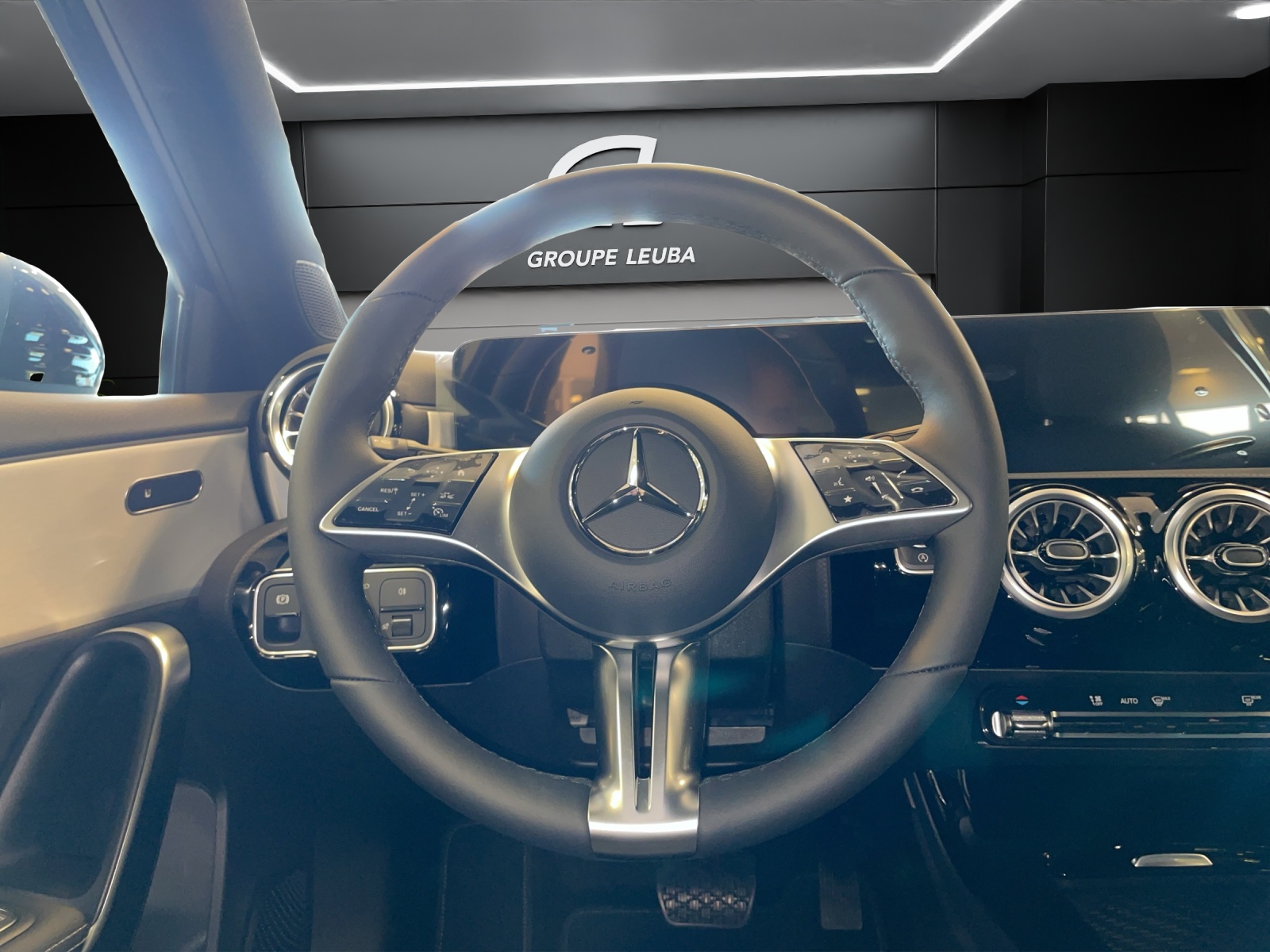 Image MERCEDES-BENZ A-250 A 250 4Matic 8G-DCT