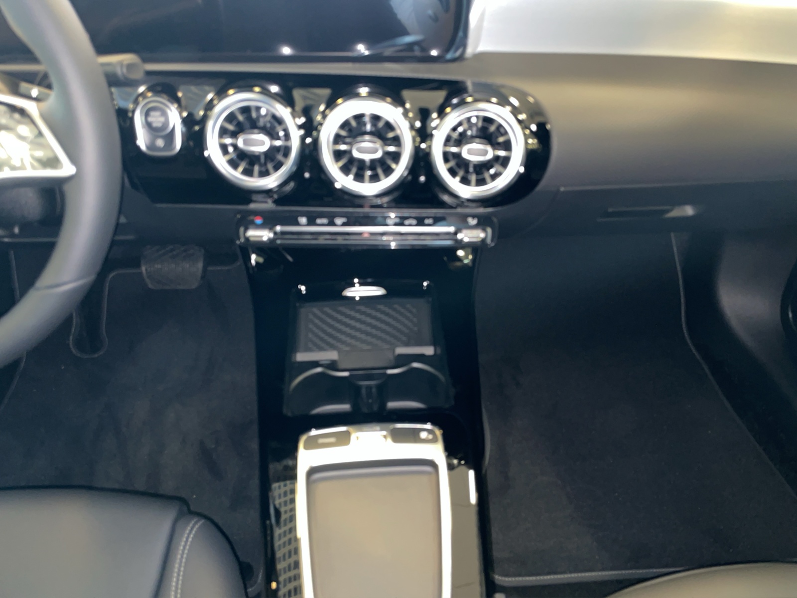 Image MERCEDES-BENZ A-250 A 250 4Matic 8G-DCT