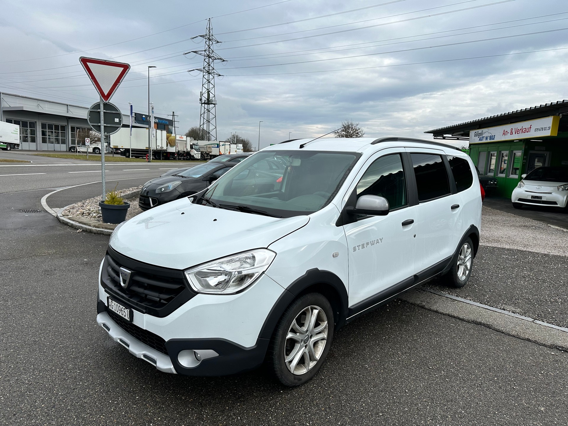 DACIA Lodgy 1.2 T Stepway 7PL