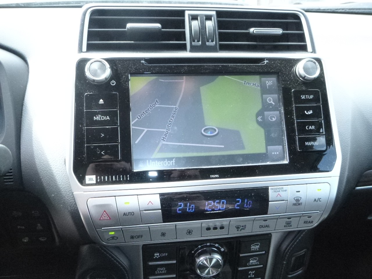 TOYOTA Land Cruiser 2.8TD Premium Automatic-image-31