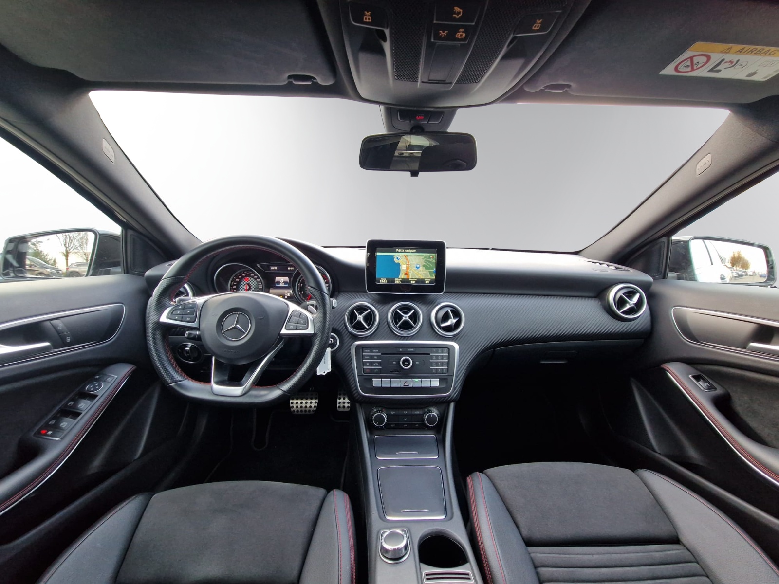 Image MERCEDES-BENZ A-220 A 220 AMG Line 4Matic 7G-DCT