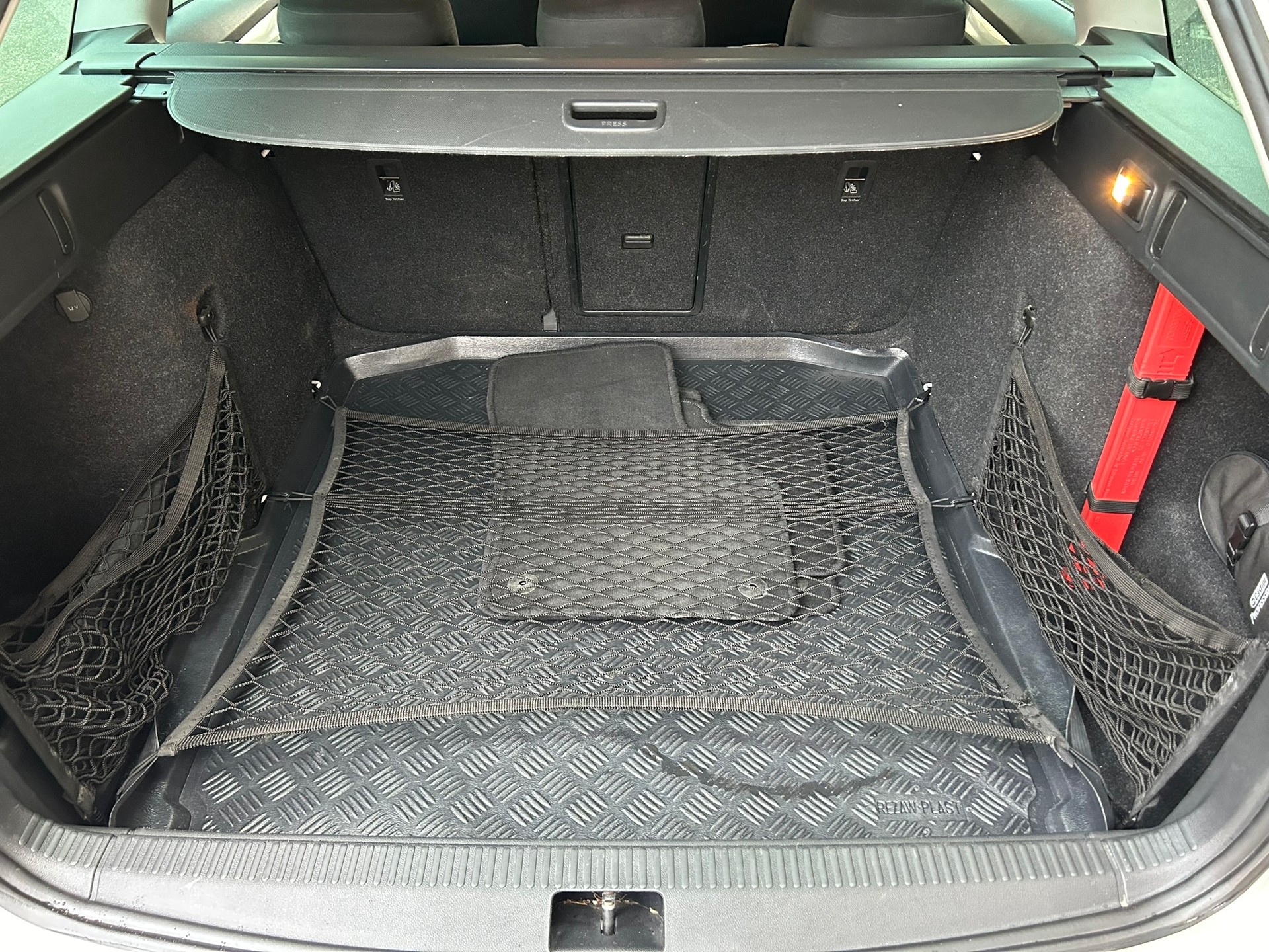 SKODA Octavia Combi 2.0 TSI Ambition 4x4 DSG-image-11