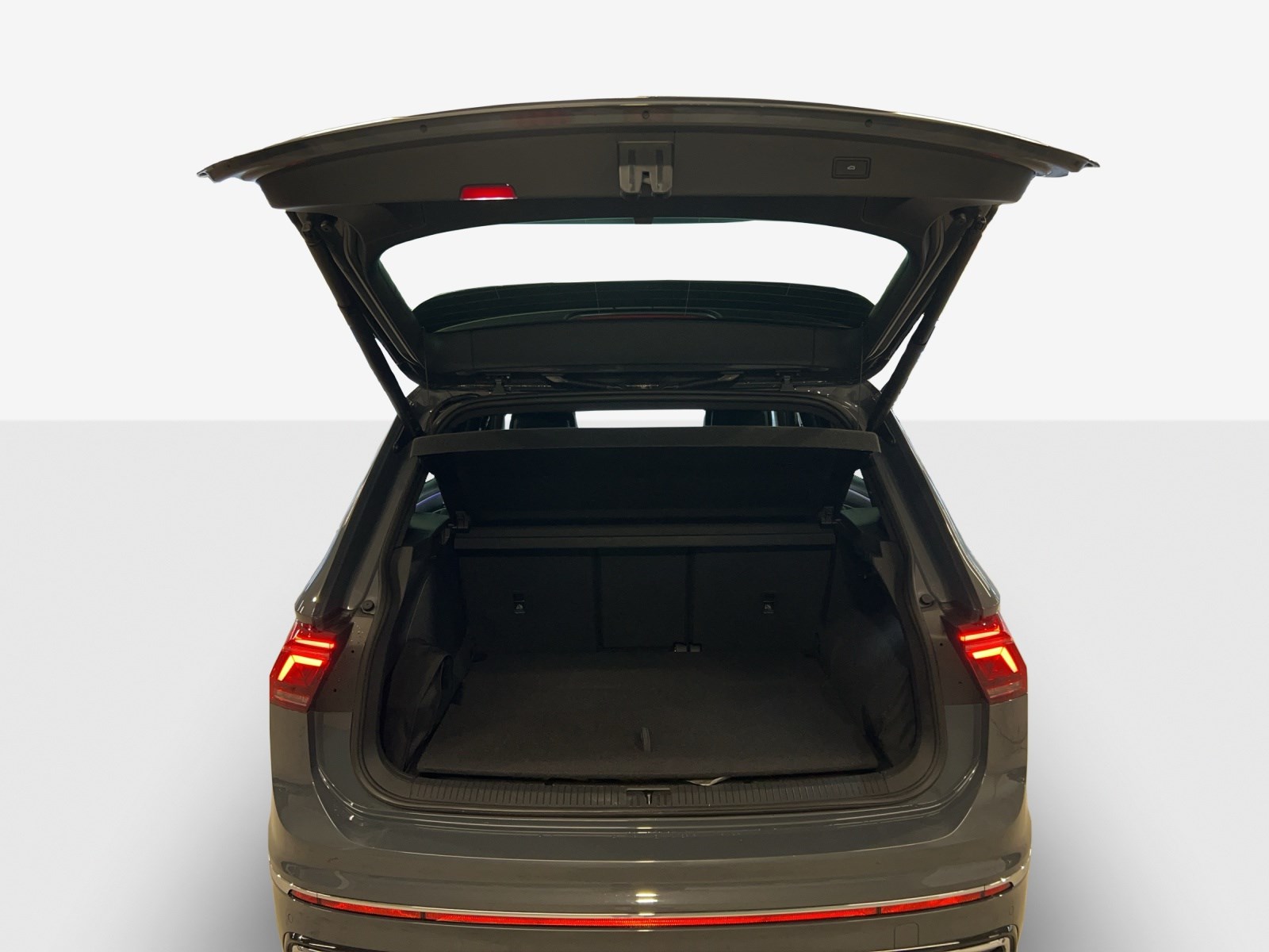 VW Tiguan 1.4TSI PHEV R-Line DSG-image-12