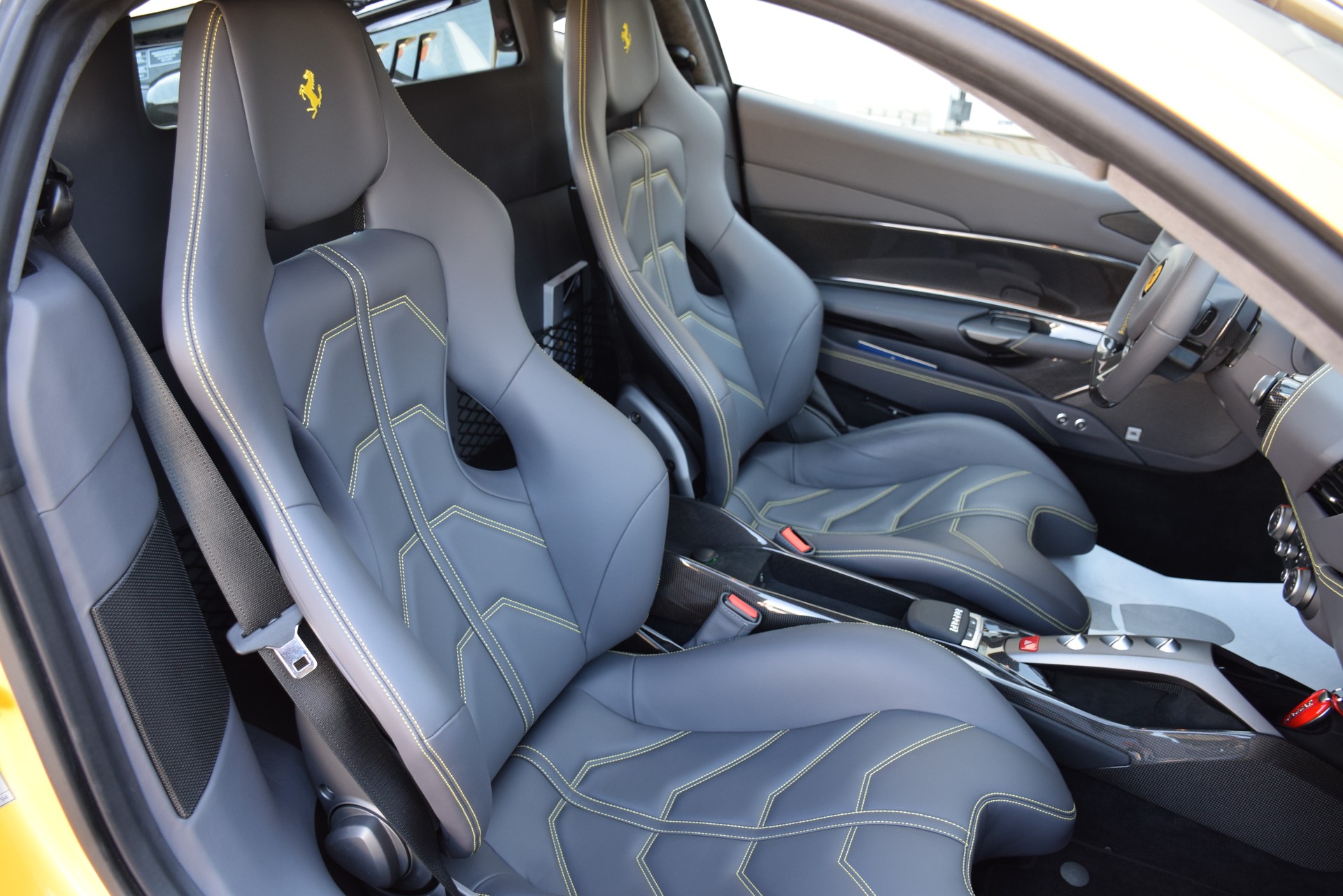 FERRARI 488 GTB 3.9 V8-image-10