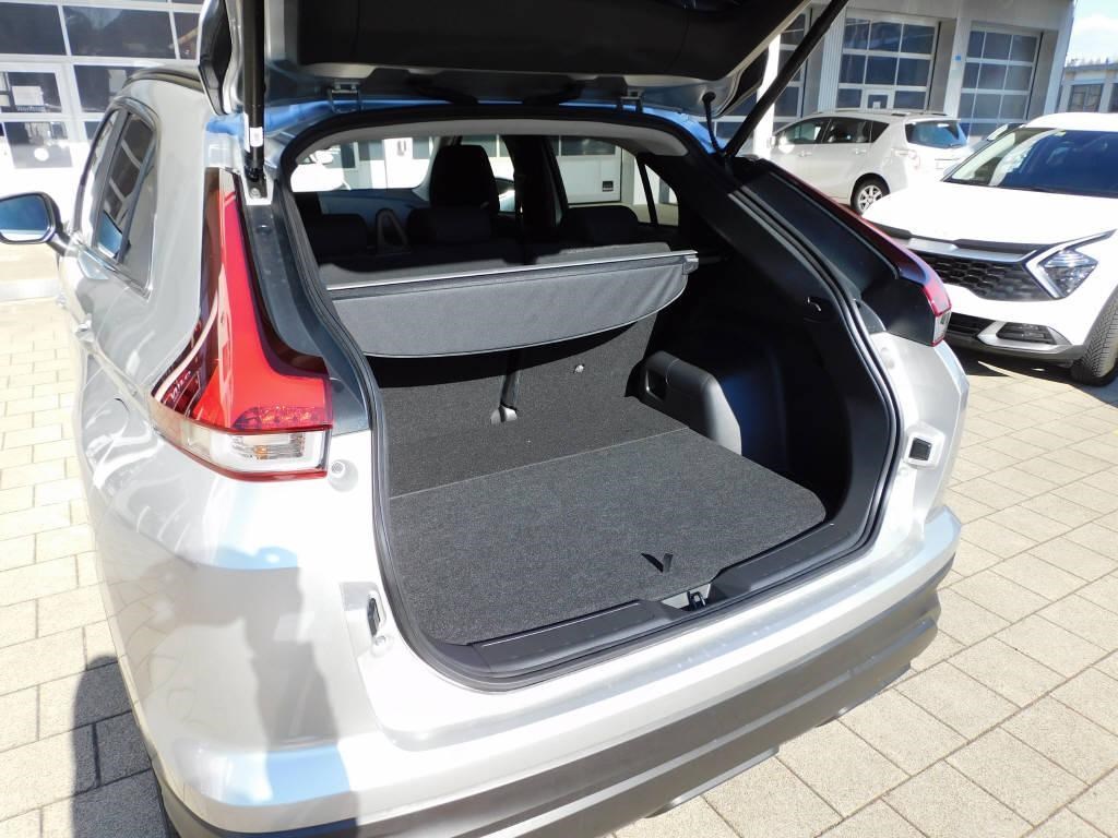 MITSUBISHI Eclipse Cross 2.4 PHEV Inform 4x4-showroom-element-2