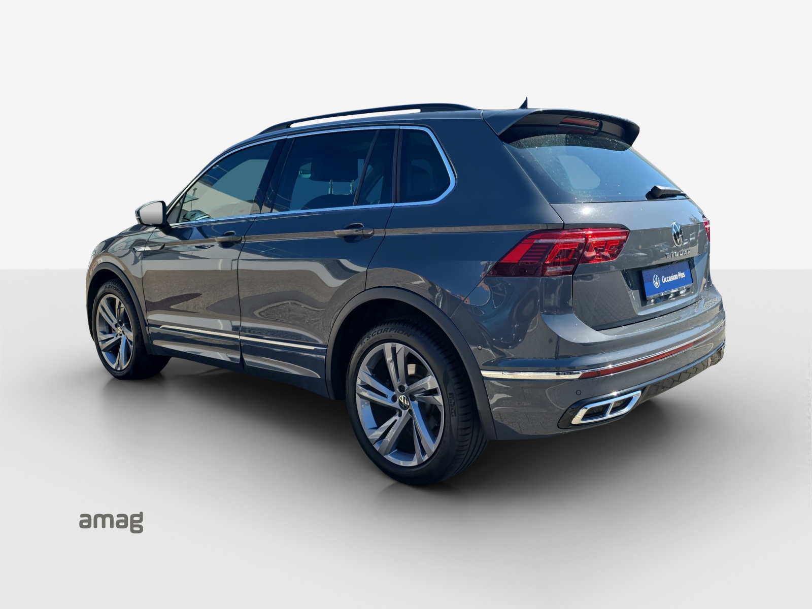 VW Tiguan 2.0TSI R-Line 4Motion DSG-showroom-element-2