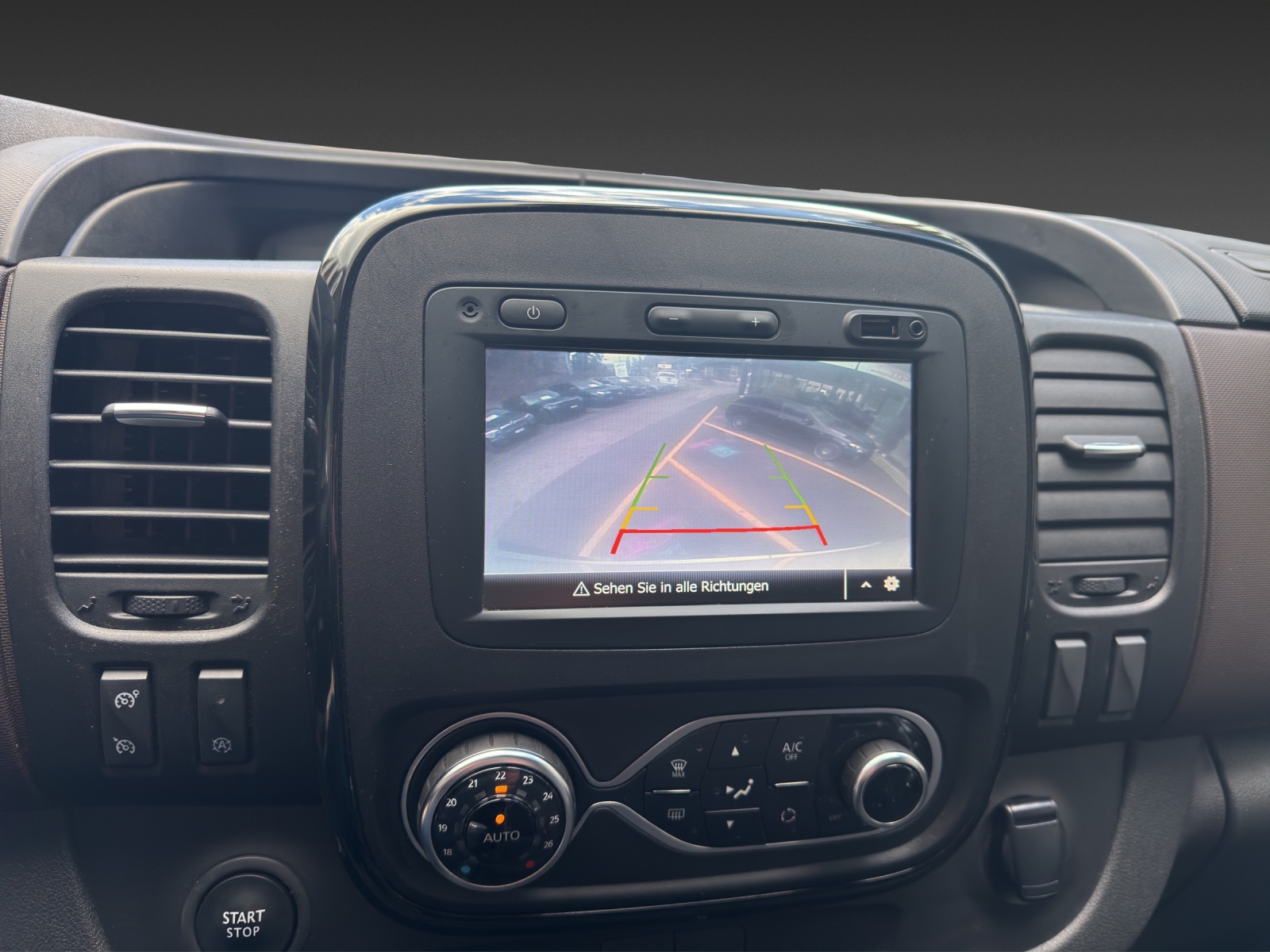 FIAT Talento 29 2.0 MJ L2H1 Navi,Rückfahrkamera,Holzboden,Tempomat,Klima-image-12
