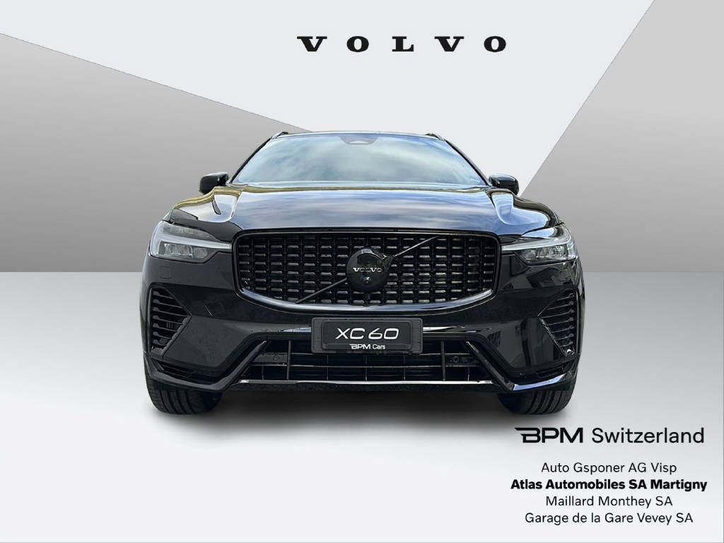 VOLVO XC60 2.0 T8 TE XCENTRIC Black-showroom-element-1