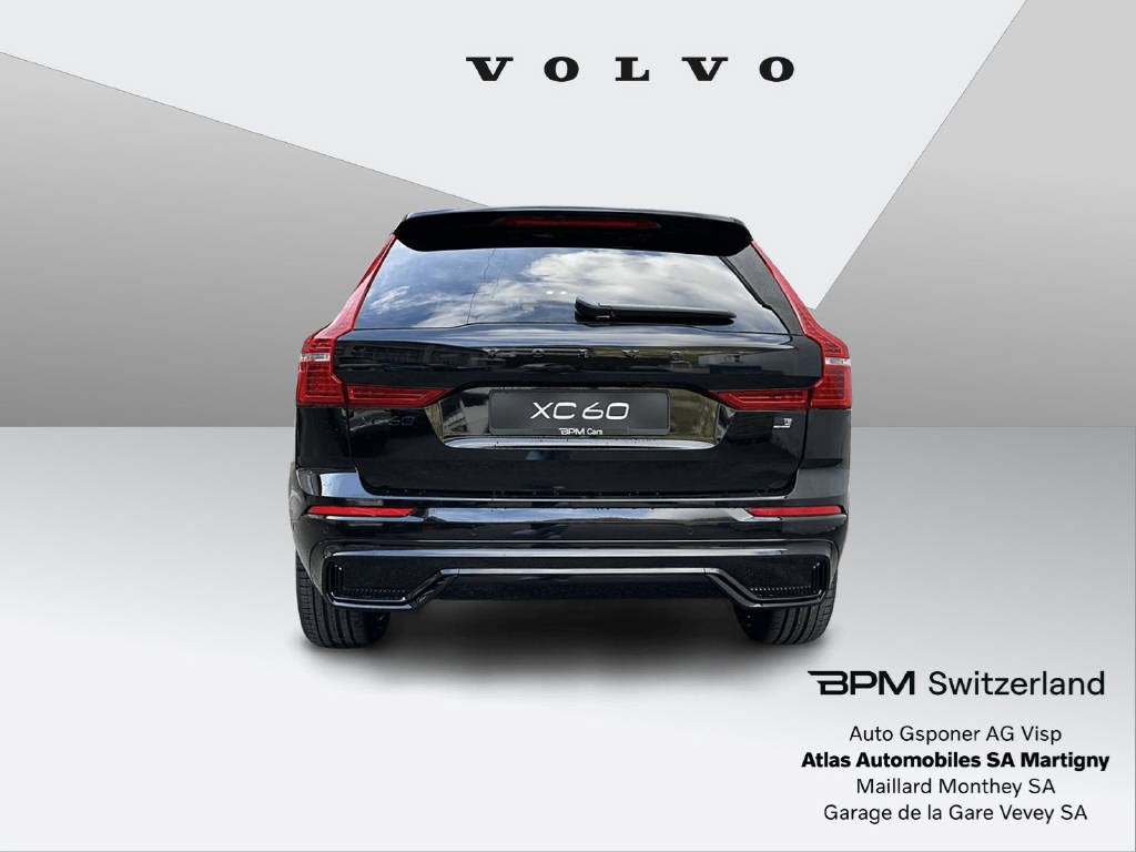 VOLVO XC60 2.0 T8 TE XCENTRIC Black-image-4