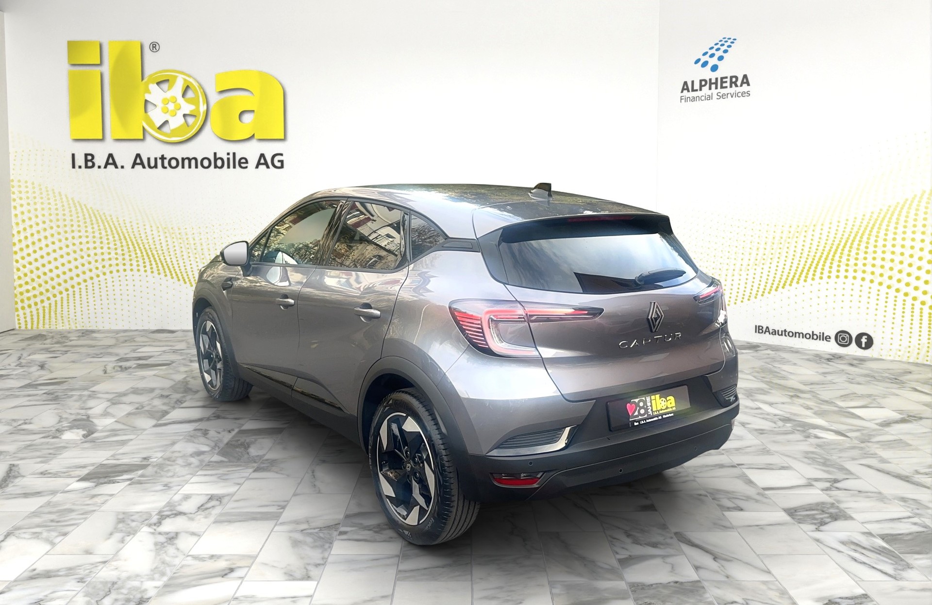 RENAULT Captur 1.3 TCe Techno NEW MODELL EDC Aut.-showroom-element-2