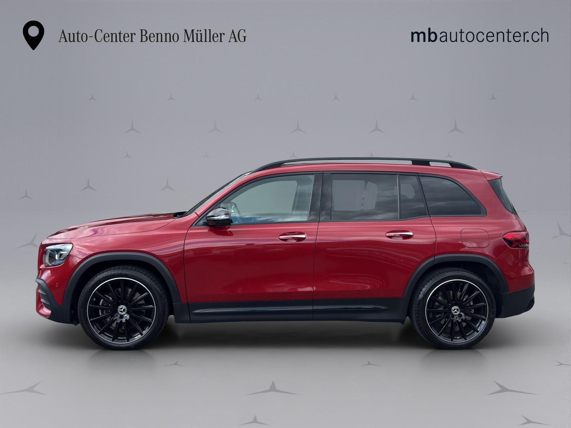 MERCEDES-BENZ GLB 250 AMG Line 4matic-showroom-element-1