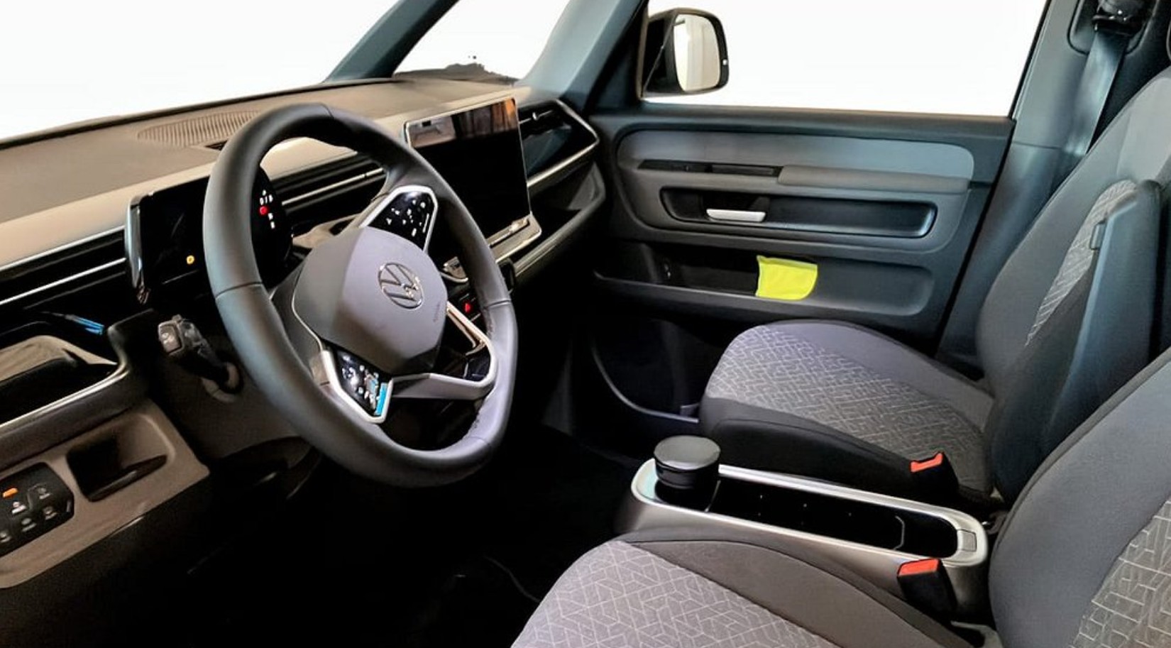VW ID.Buzz LWB Pro-showroom-element-3