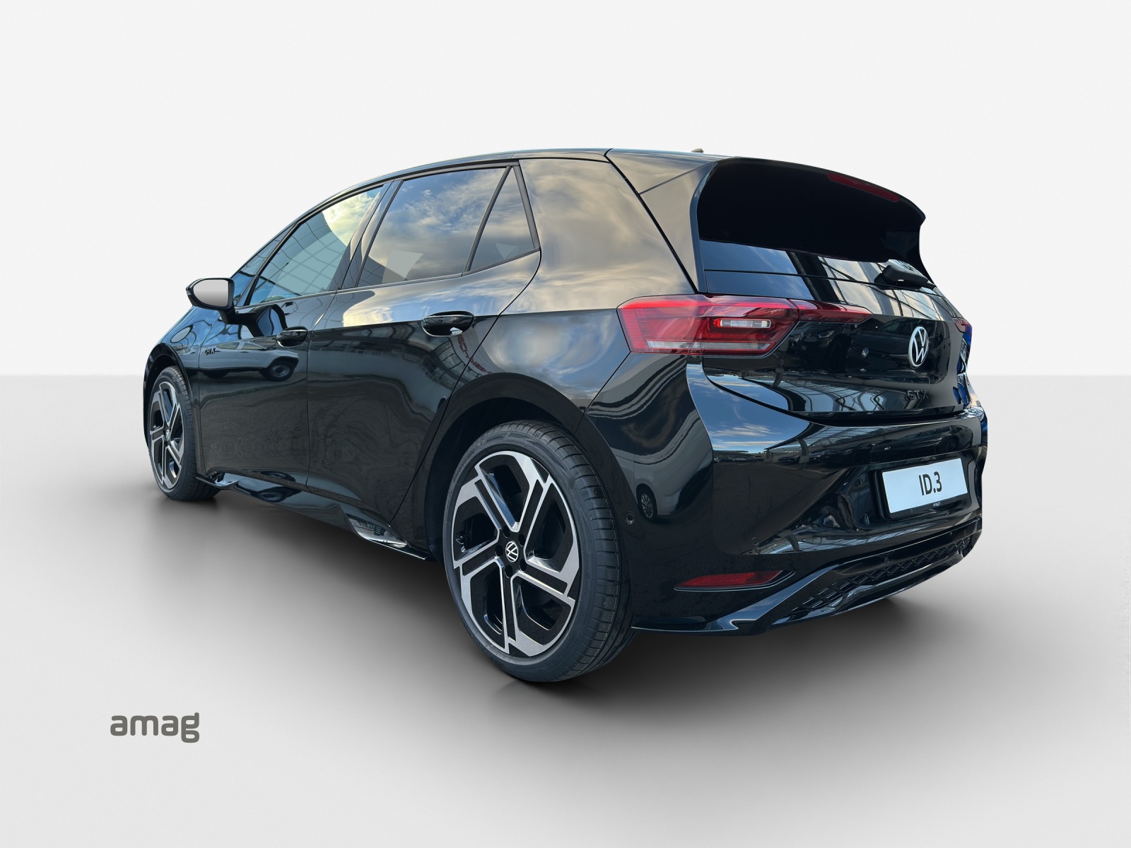 VW ID.3 GTX 79 kWh GTX-showroom-element-2