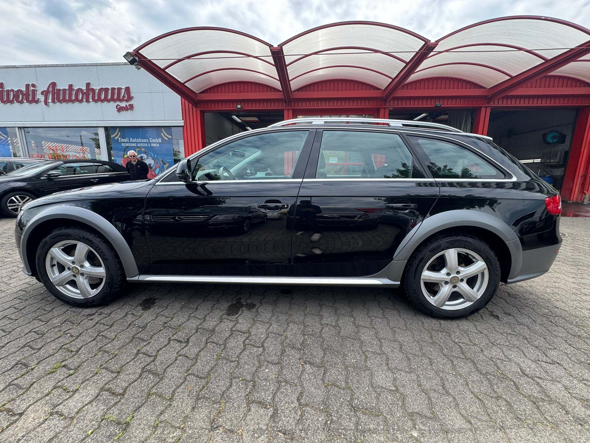 AUDI A4 allroad 2.0 TFSI quattro S-tronic-showroom-element-3