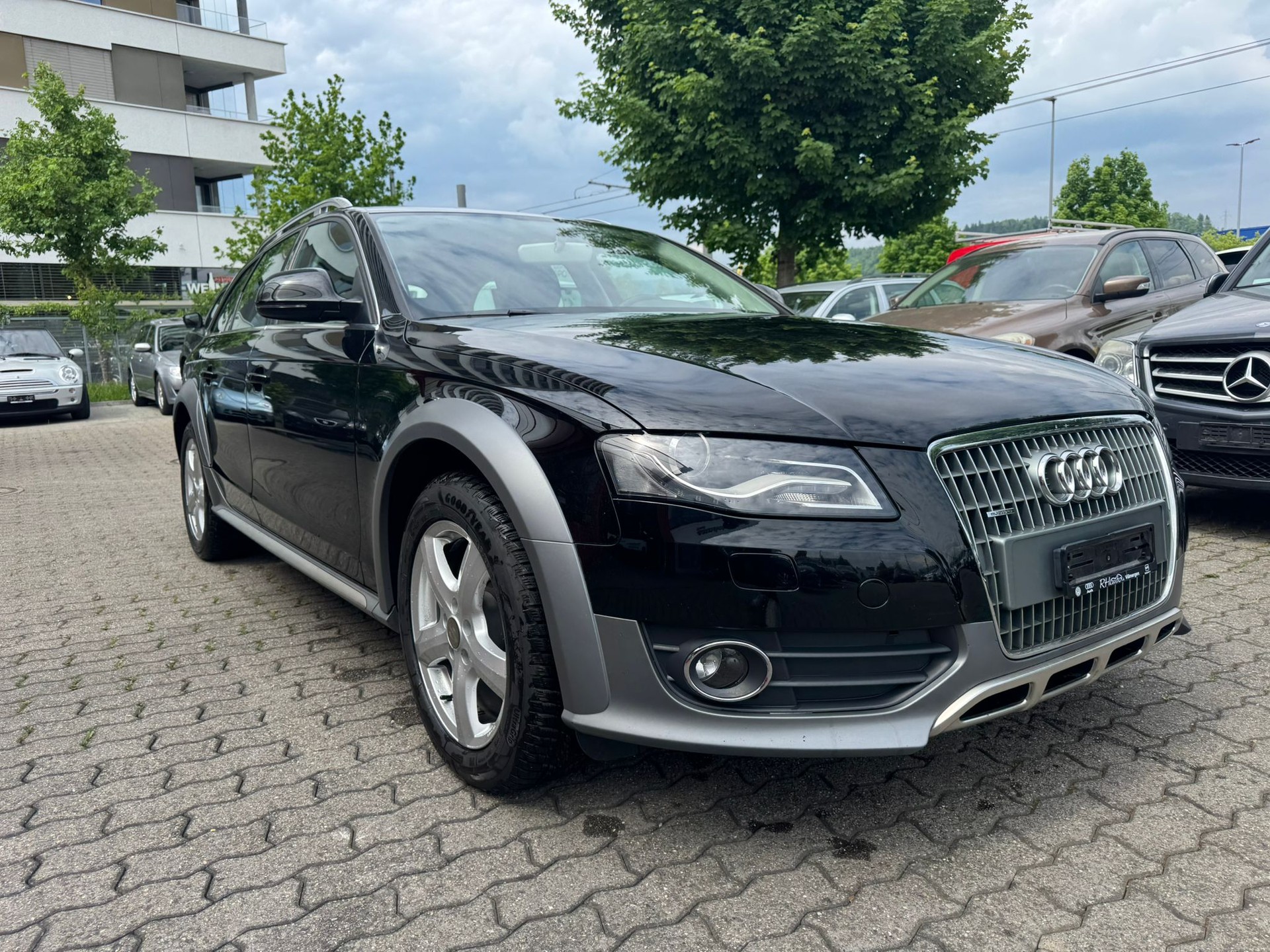 AUDI A4 allroad 2.0 TFSI quattro S-tronic-showroom-element-2