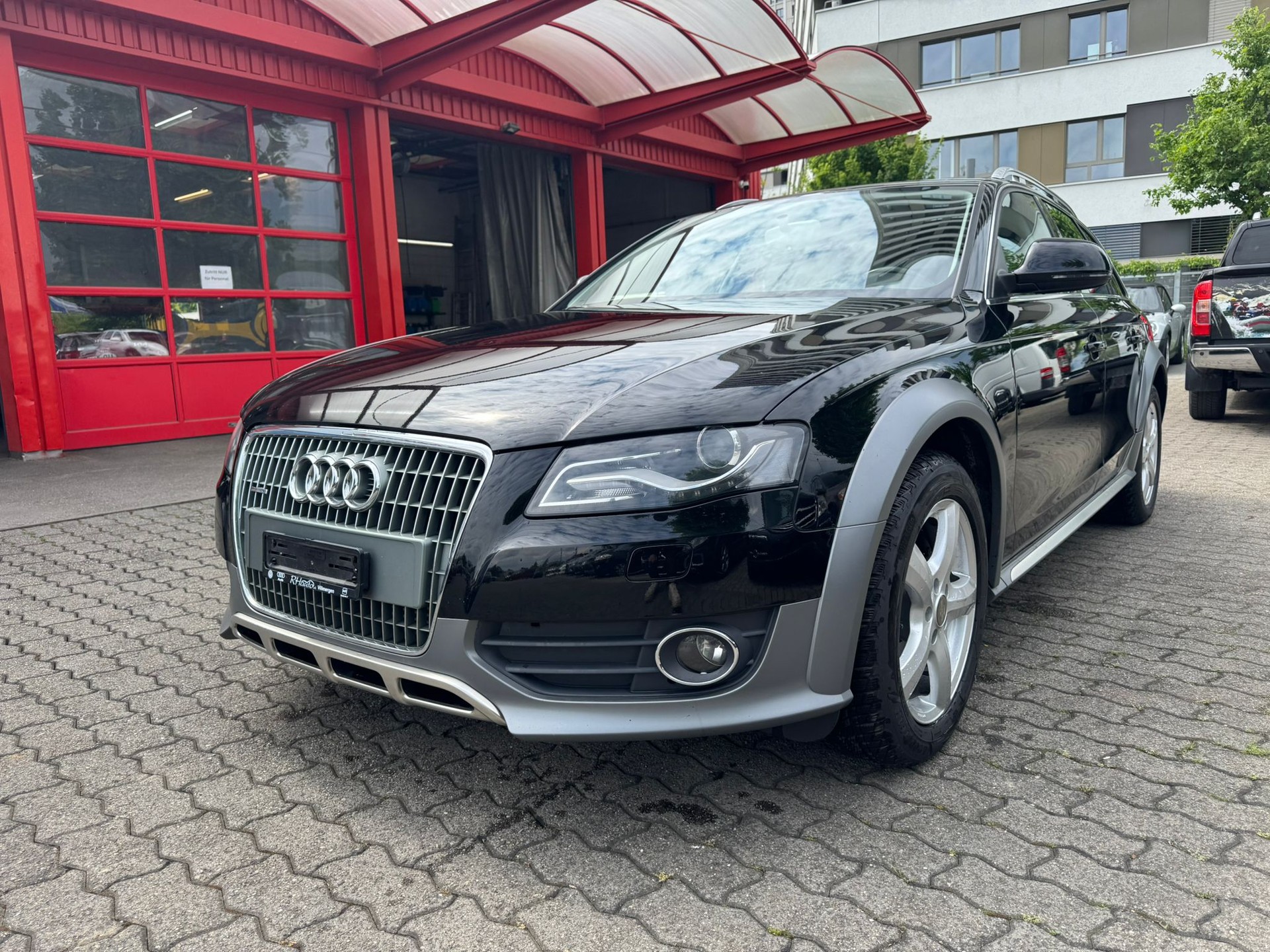 AUDI A4 allroad 2.0 TFSI quattro S-tronic-showroom-element-1
