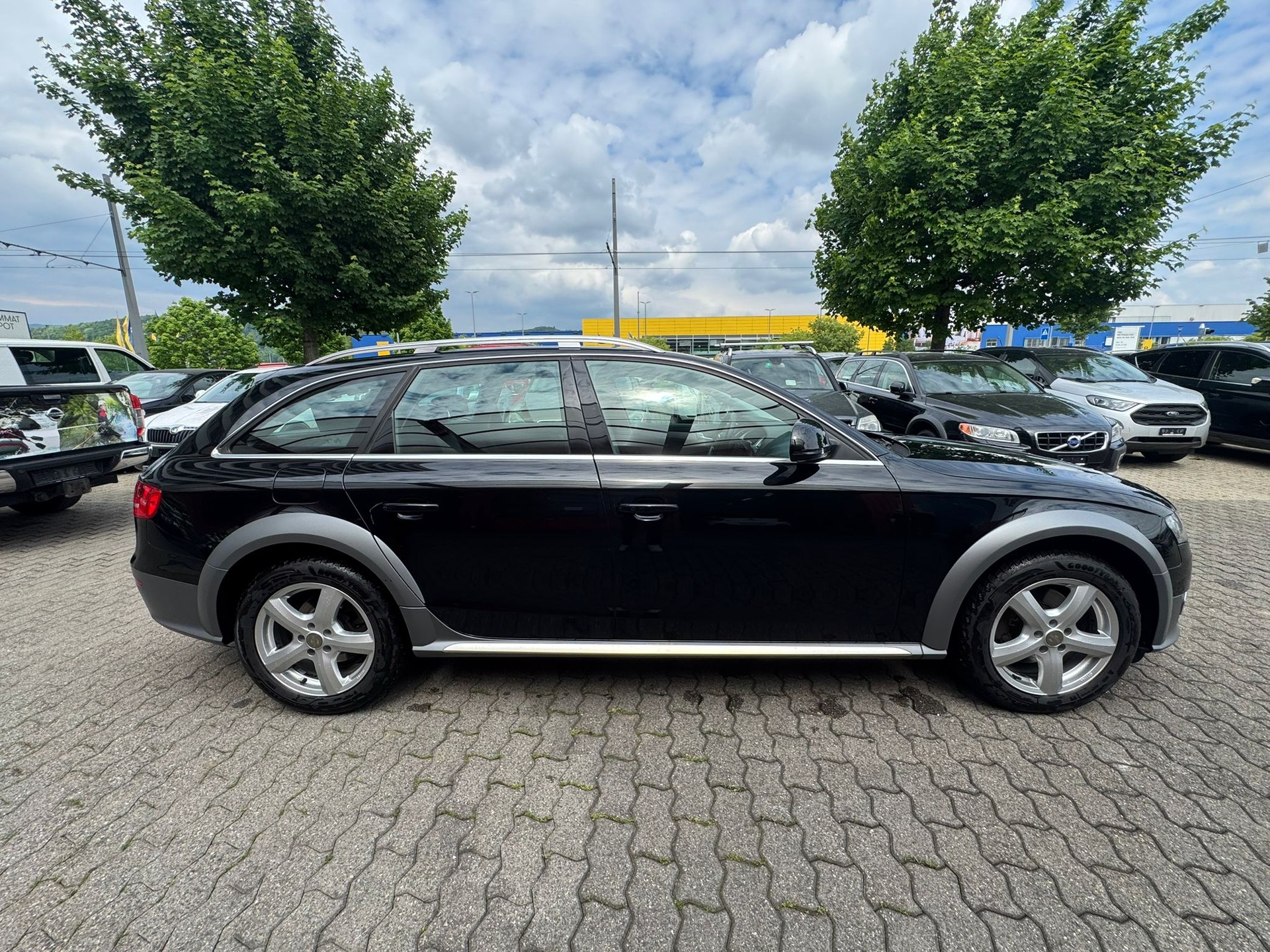 AUDI A4 allroad 2.0 TFSI quattro S-tronic-image-4