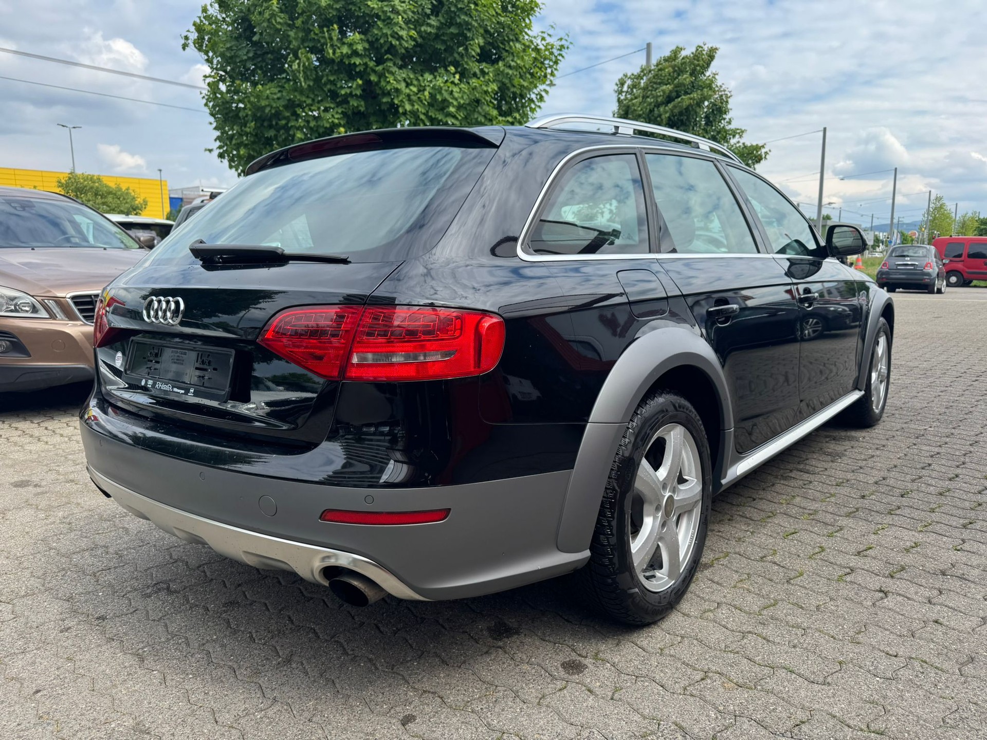 AUDI A4 allroad 2.0 TFSI quattro S-tronic-image-6