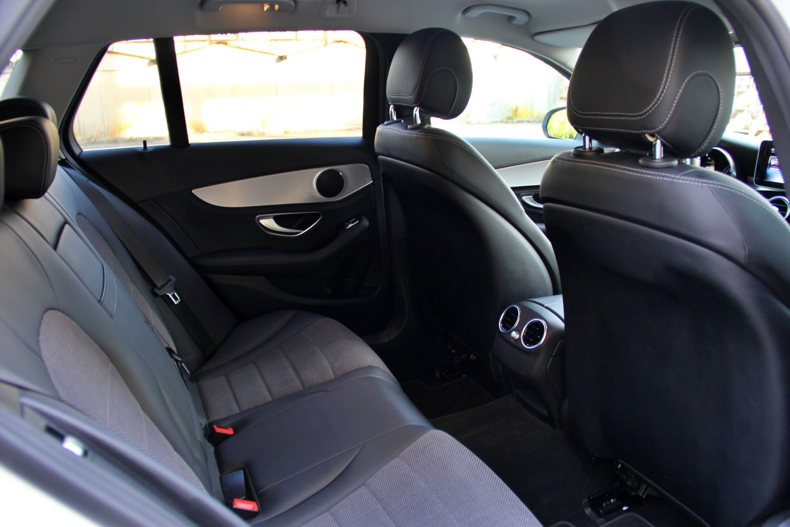 MERCEDES-BENZ C 250 BlueTEC Avantgarde 4Matic 7G-Tronic-image-11