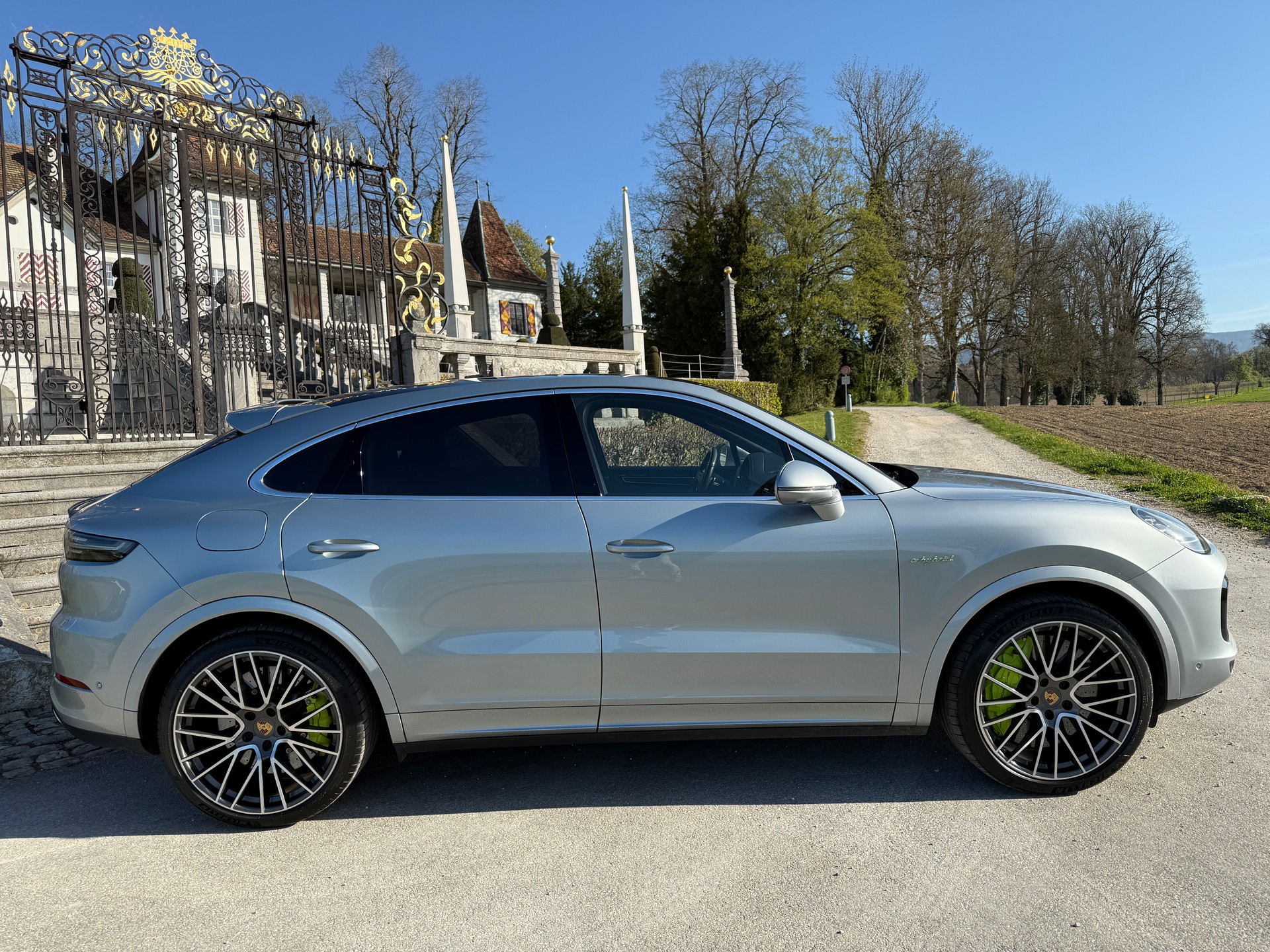 PORSCHE Cayenne Turbo Coupé S E-Hybrid-showroom-element-3