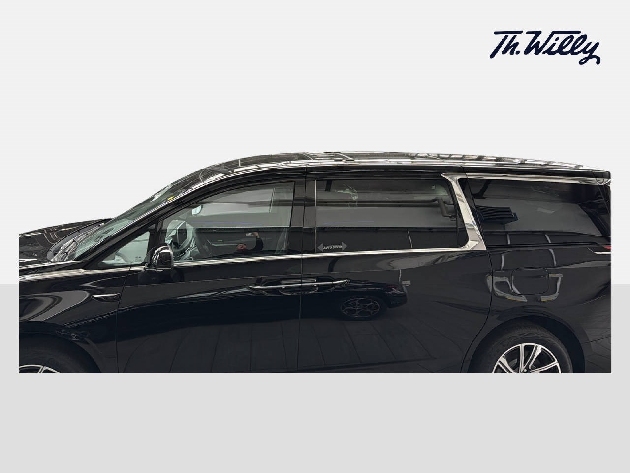 MAXUS Mifa 9 Luxury 8P-showroom-element-1
