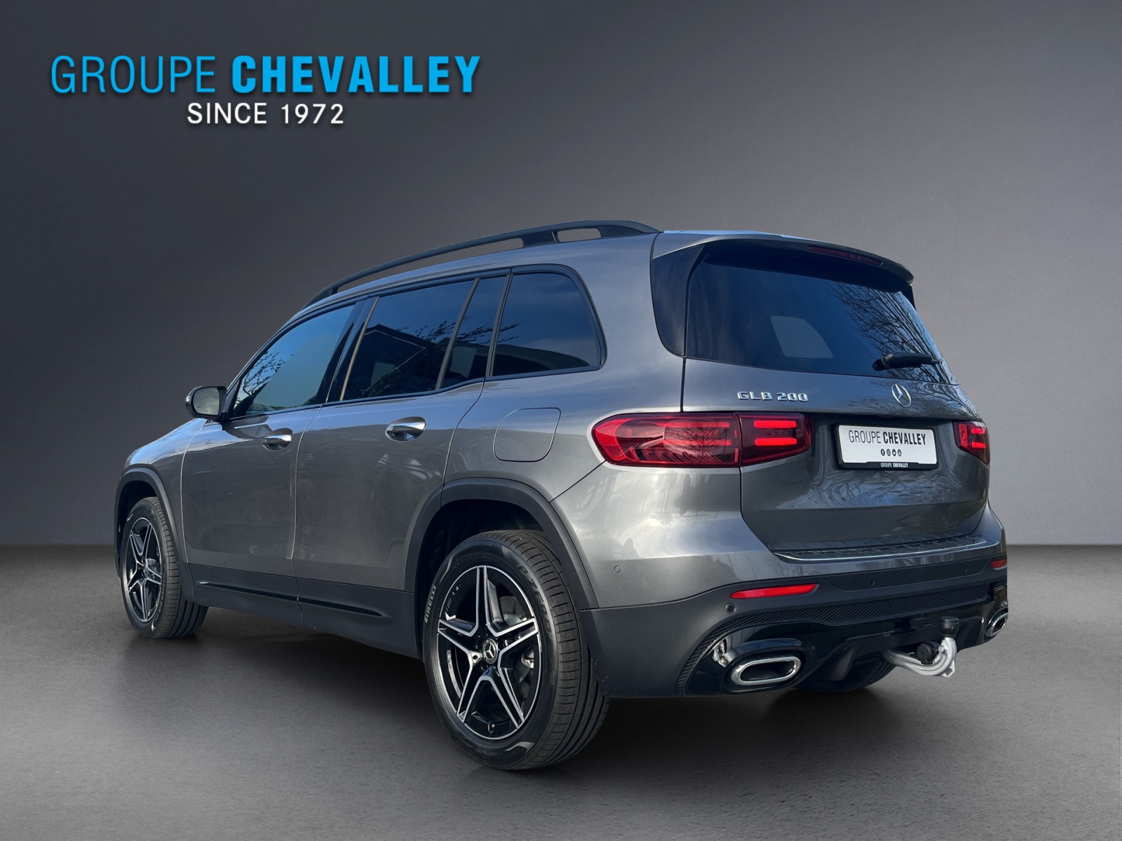 MERCEDES-BENZ GLB 200 7G-Tronic-showroom-element-3