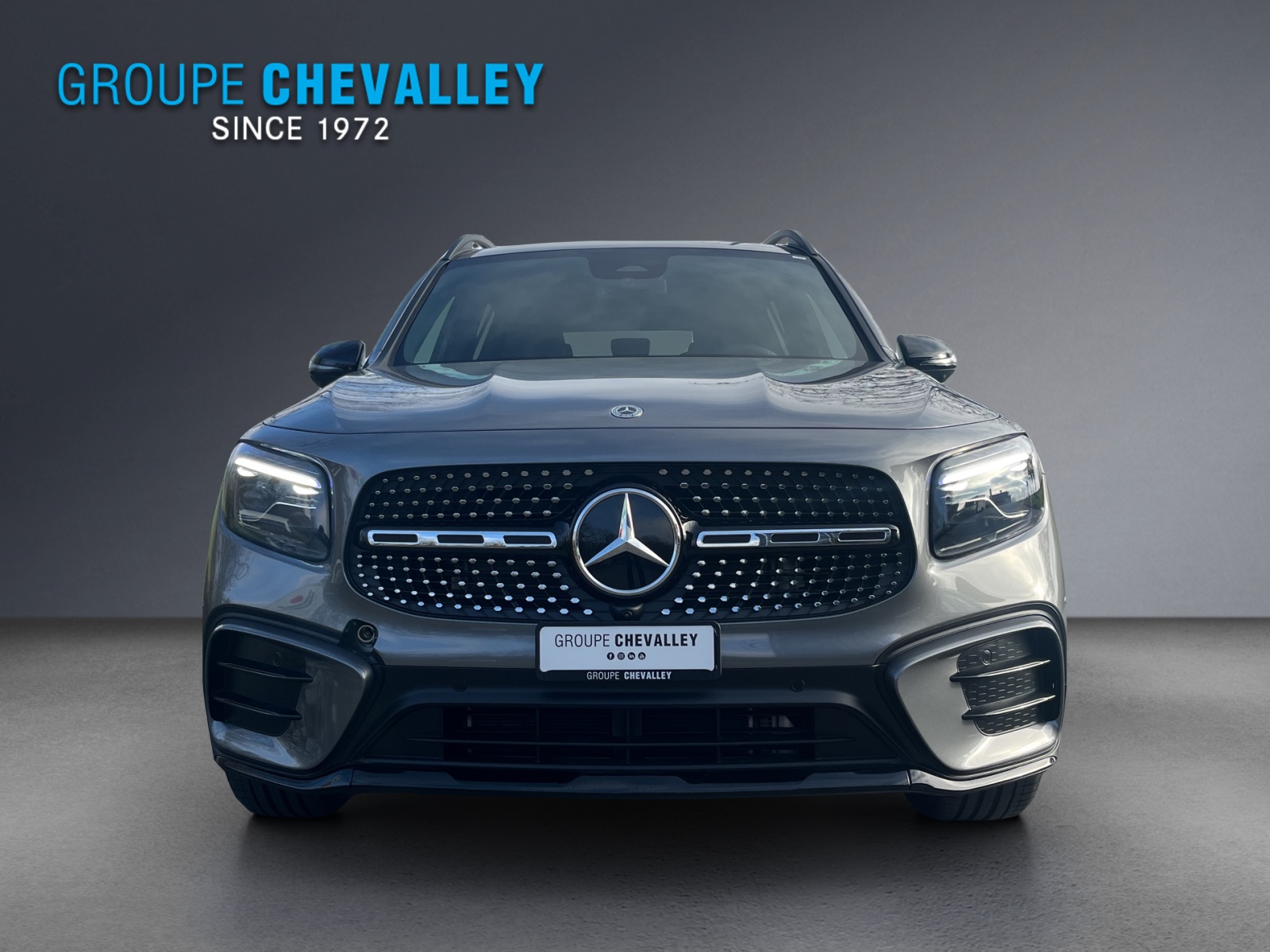 MERCEDES-BENZ GLB 200 7G-Tronic-showroom-element-1