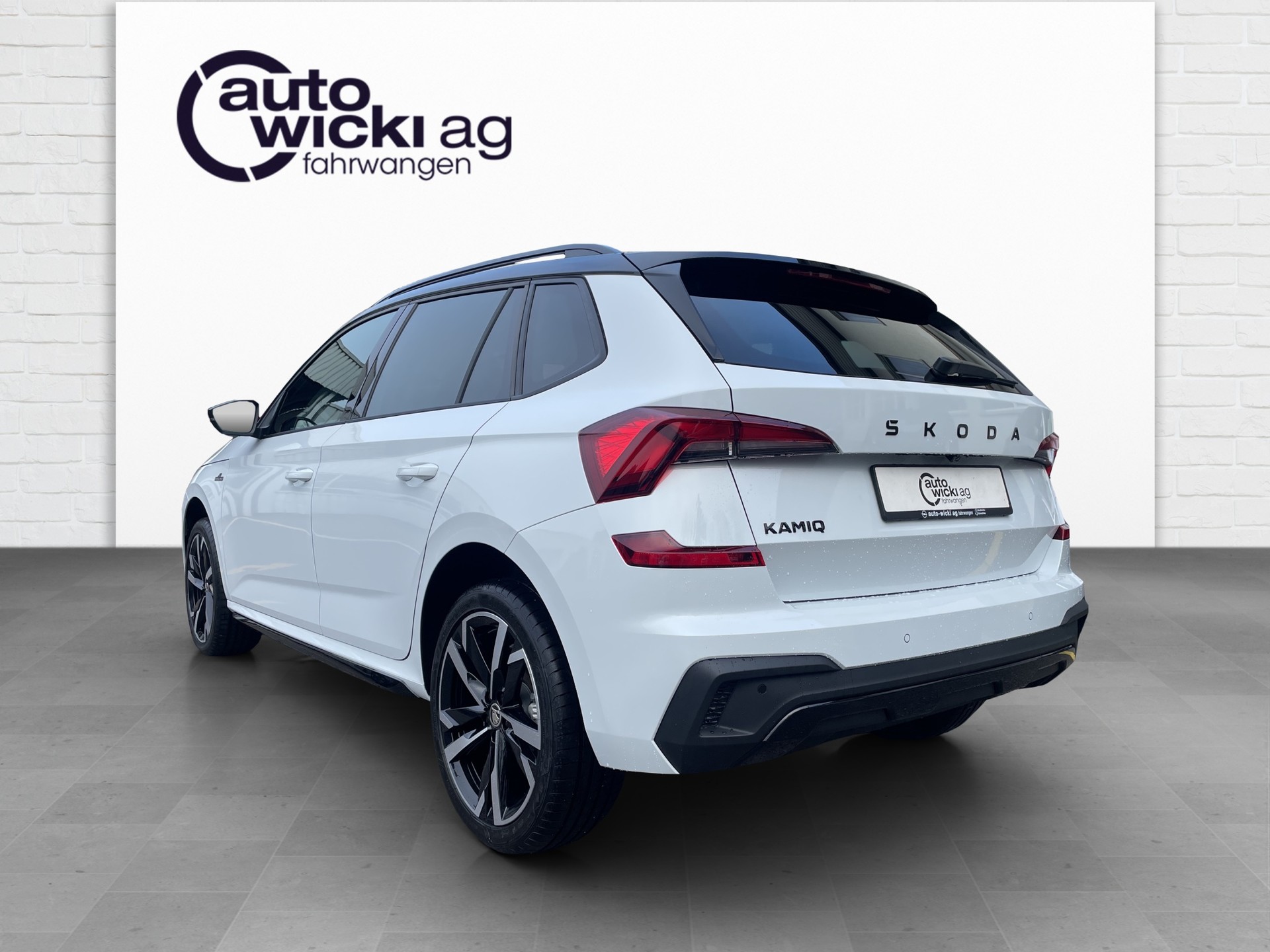 SKODA Kamiq 1.5 TSI Monte Carlo DSG-showroom-element-1