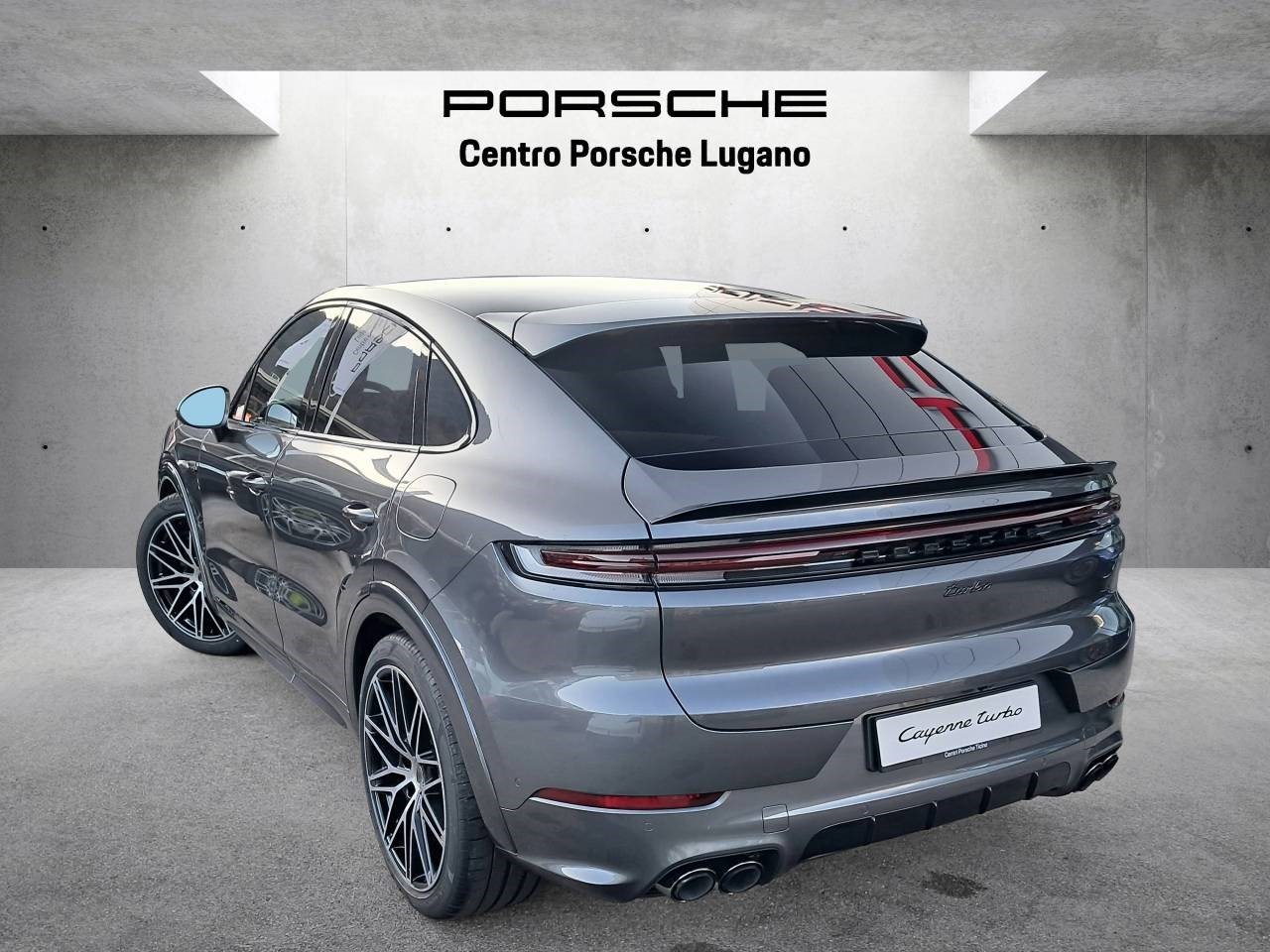 PORSCHE CAYENNE Turbo E-Hybrid Coupé-showroom-element-2