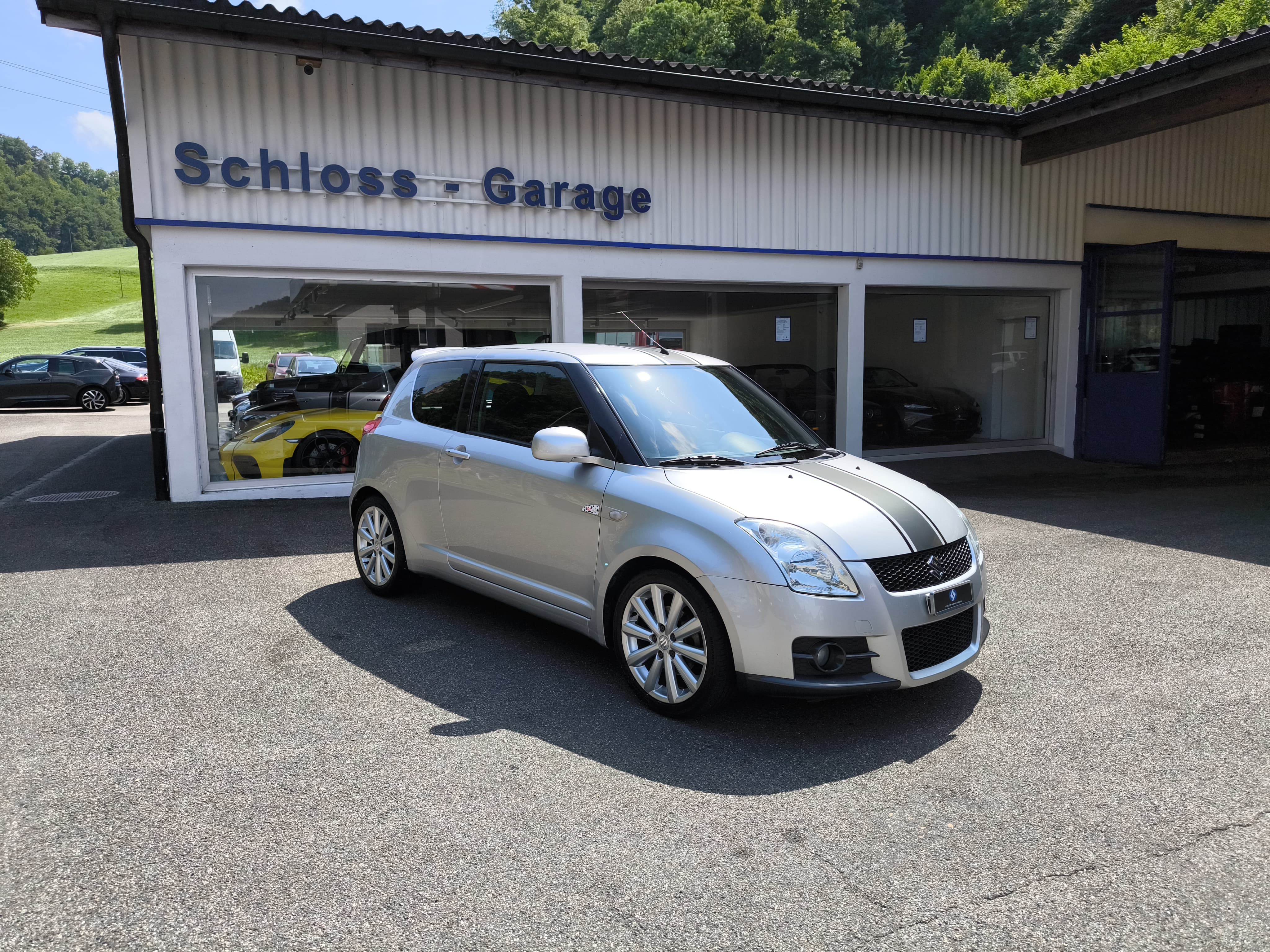SUZUKI Swift 1.6i 16V Sport (Limousine) Suzuki SUZUKI Swift 1.6i 16V Sport (Limousine)