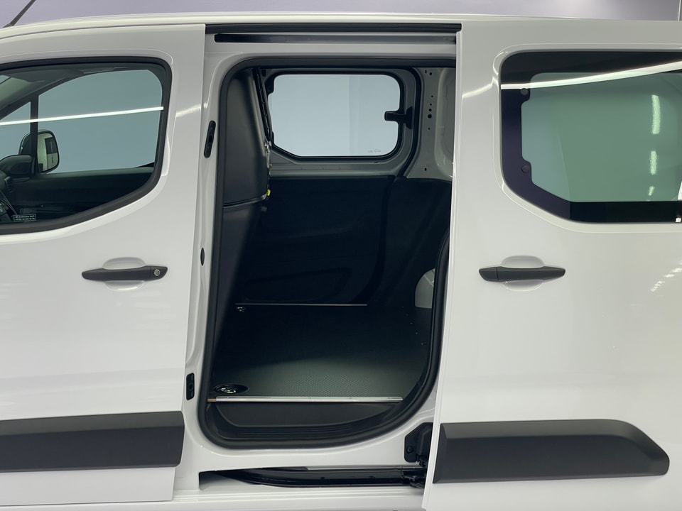 Proace City Van L1 Electric 52 kWh Active