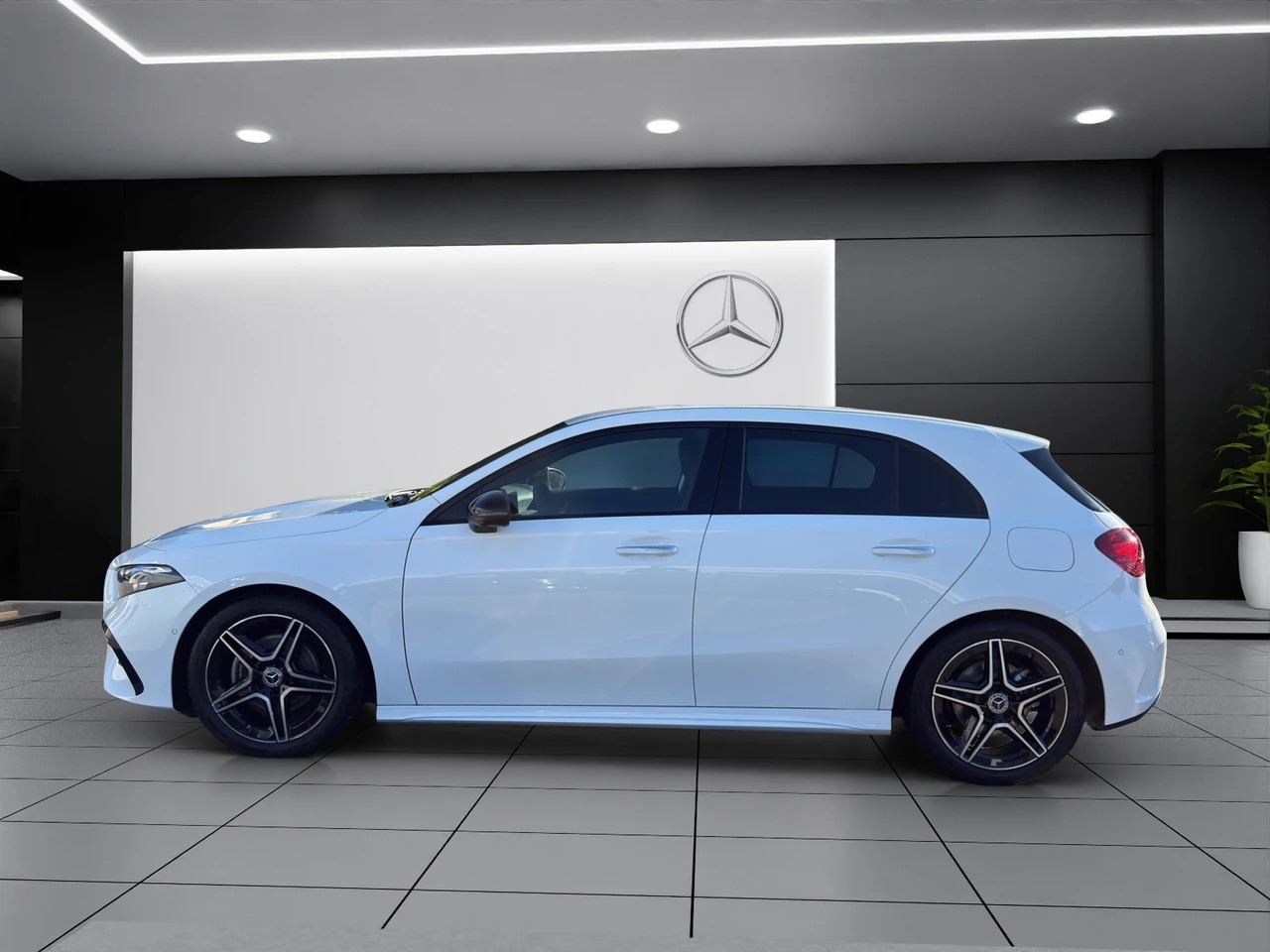 Image MERCEDES-BENZ A-200 A 200 Night Star 7G-DCT