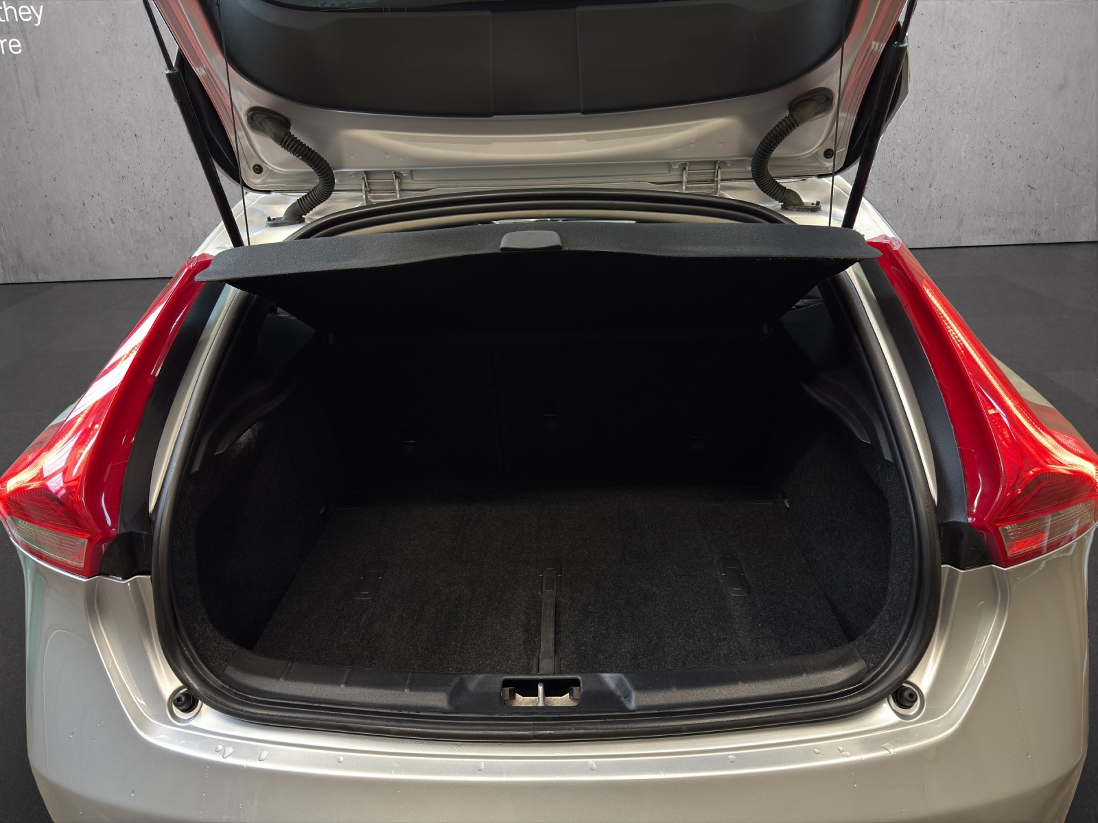 Image VOLVO V40 V40 2.0 T5 Summum S/S