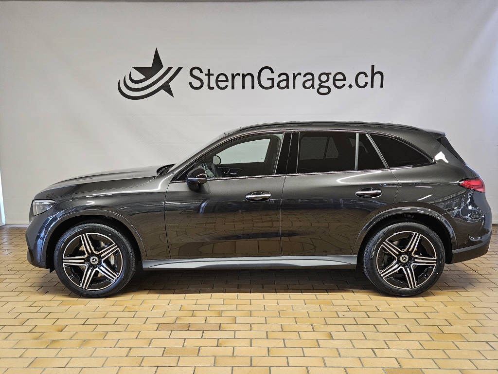 MERCEDES-BENZ GLC 300 d 4Matic AMG Line-showroom-element-1