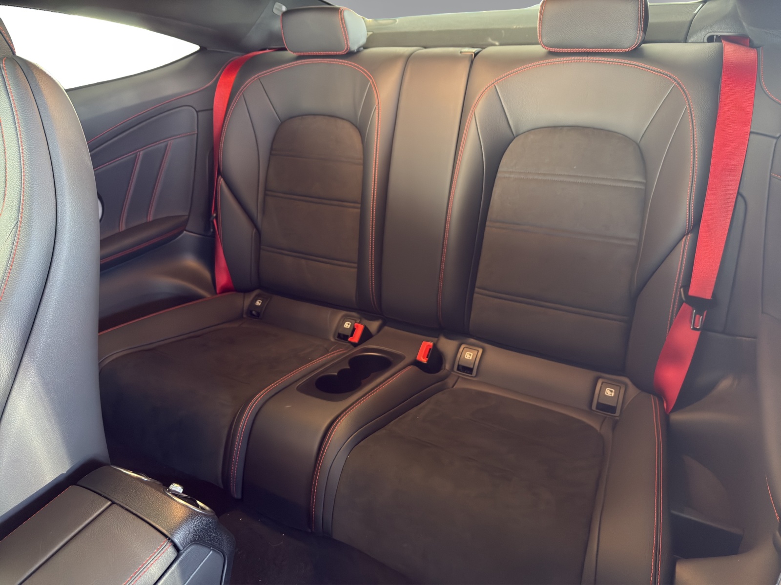 Image MERCEDES-BENZ C-200 C 200 Coupé 4Matic AMG Line + Premium 9G-Tronic