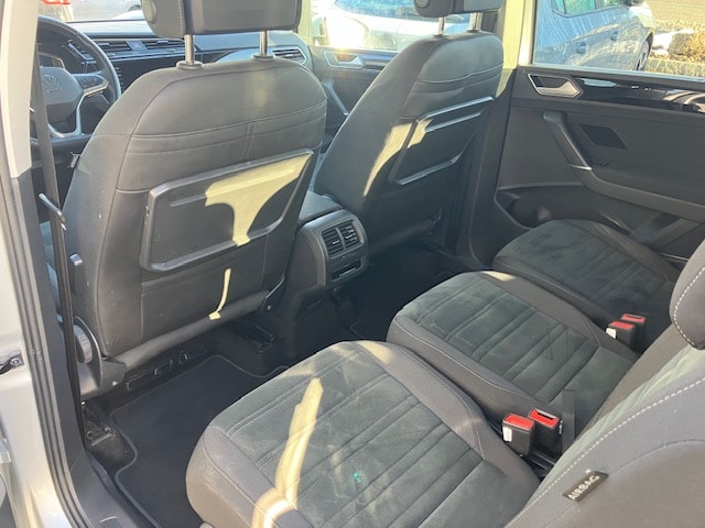 VW Touran 1.5 TSI Highline DSG *AHK 1.5t*-image-16
