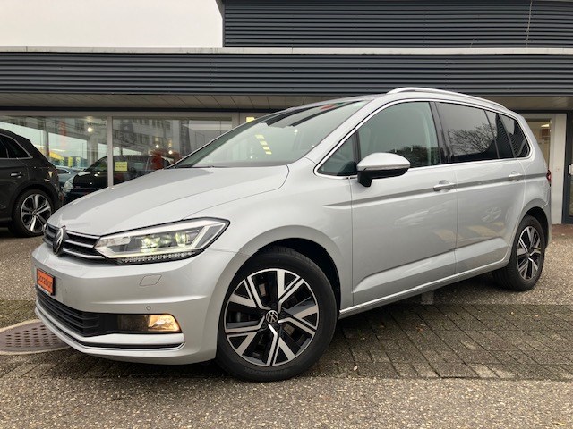 VW Touran 1.5 TSI Highline DSG *AHK 1.5t*-showroom-element-3