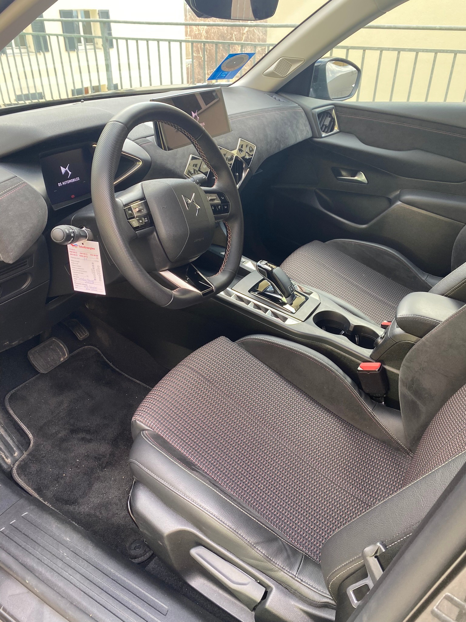 DS AUTOMOBILES DS 3 1.2 PureTech Ligne Noire EAT8-image-3