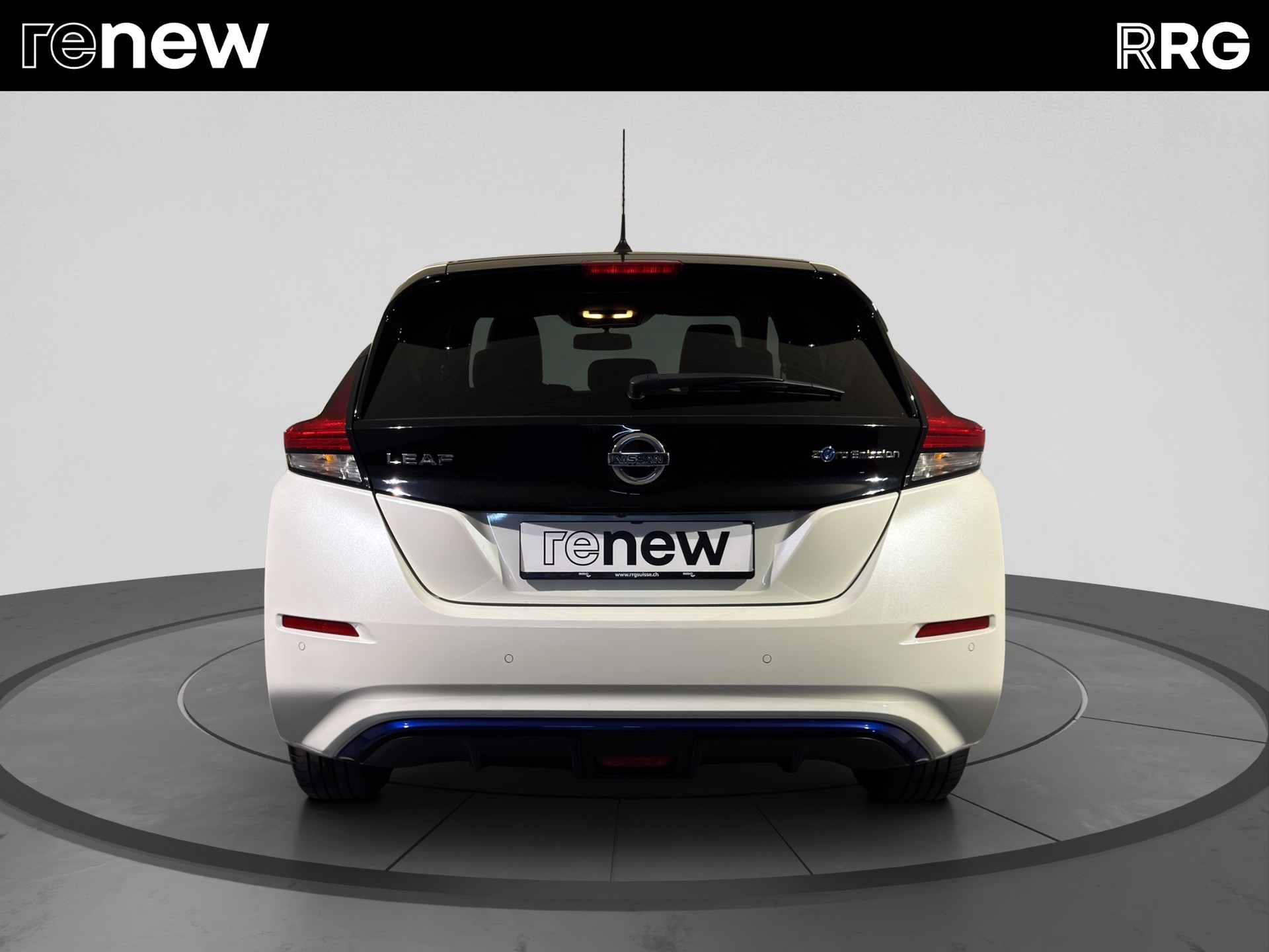 NISSAN Leaf Tekna(incl.battery)-showroom-element-3
