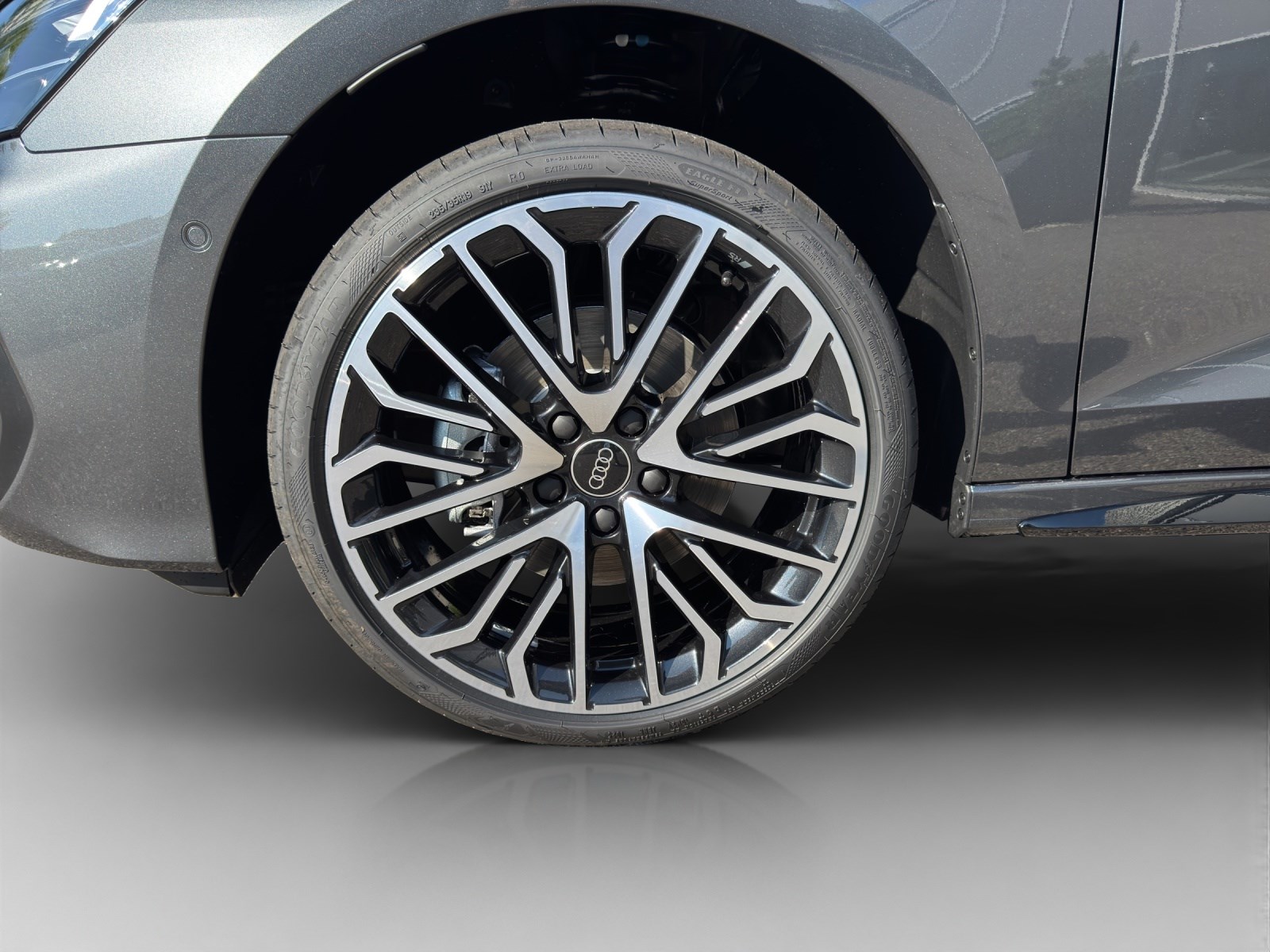 AUDI A3 Sportback 35 TFSI S line Attraction-image-13